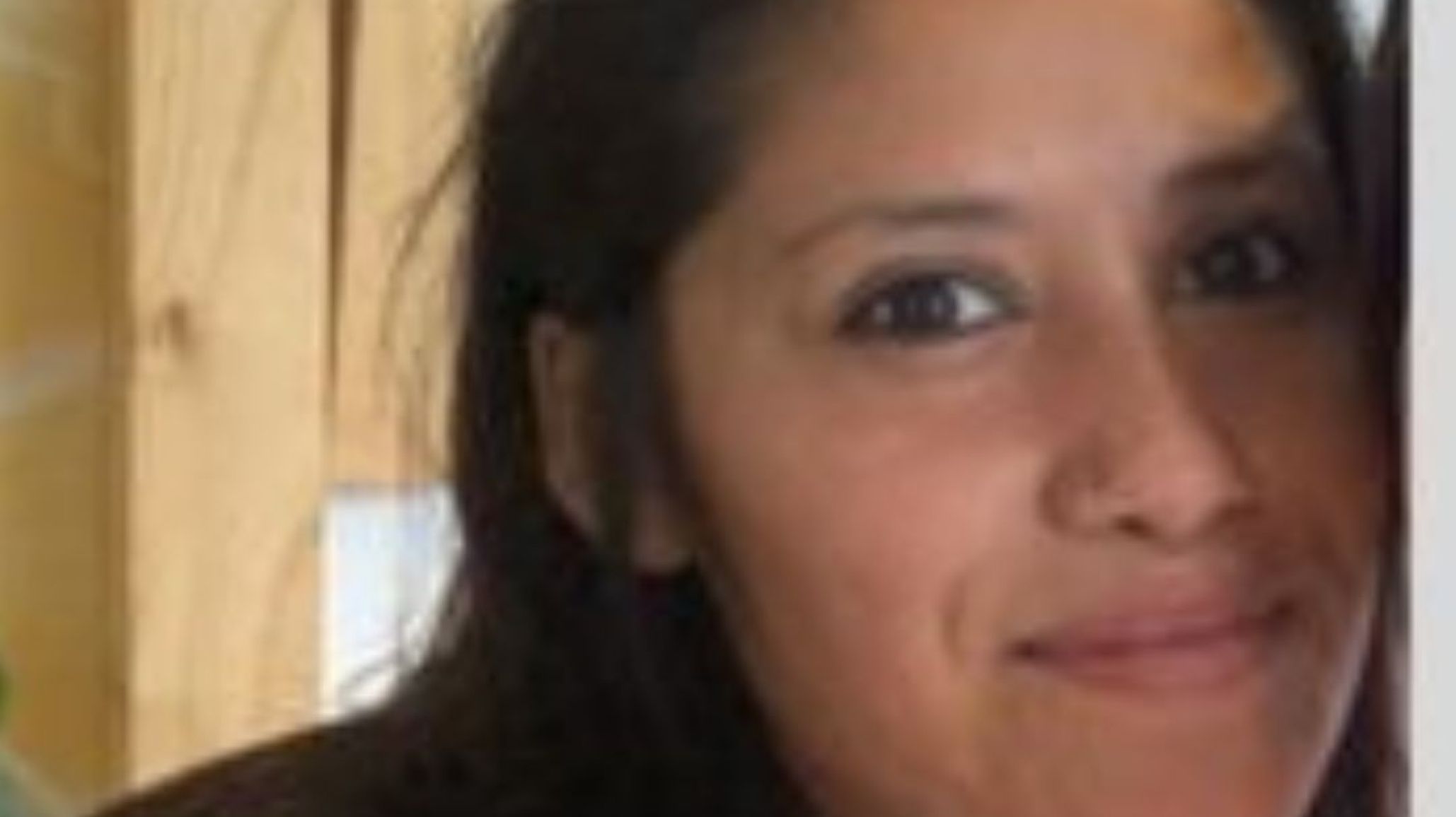 Buscan a una mujer de 30 años que salió de su casa y no regresó