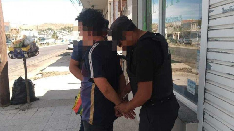 Policía finalizó su turno en La Coope y detuvo a un ladrón en la Farmacia Social