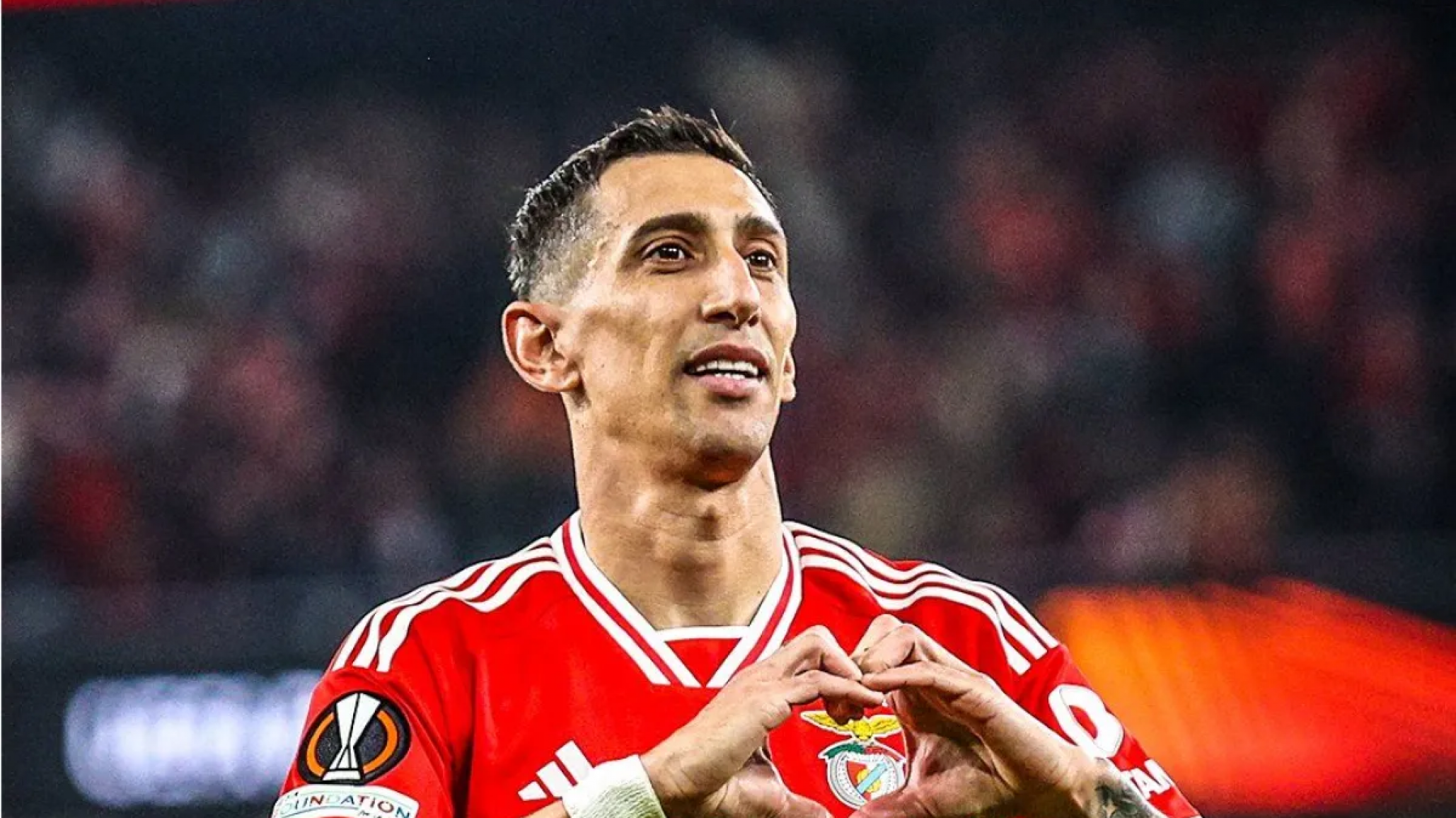Doblete de Di María para la victoria del Benfica