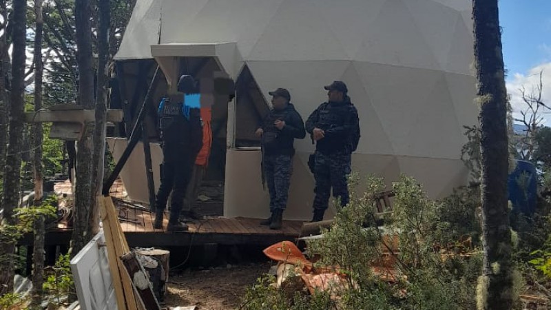 Usurpación top: Ya tenían preparado el domo