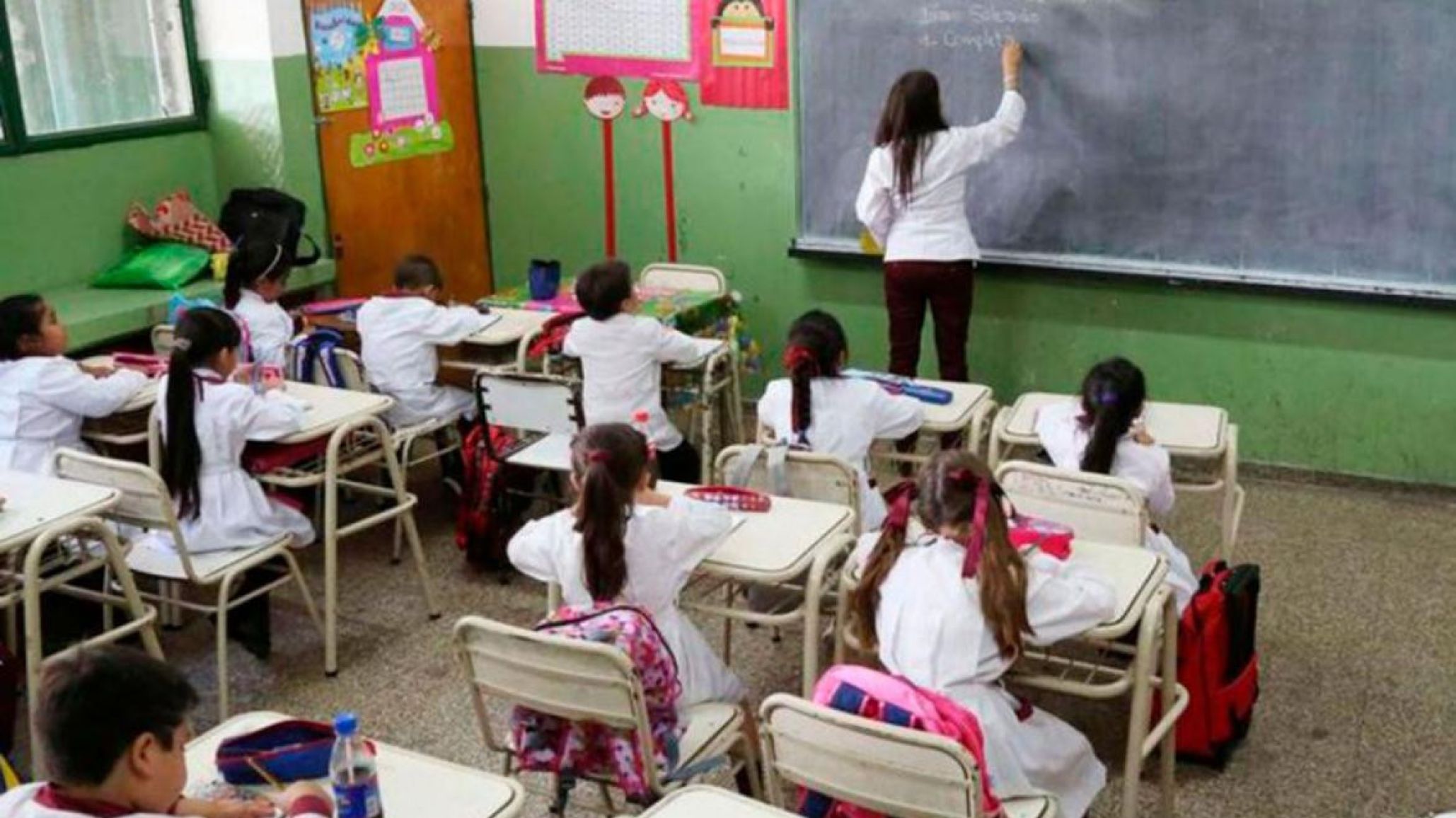 Volver a clases: Familias gastan más de 100 mil pesos solo en útiles escolares, sin mochila