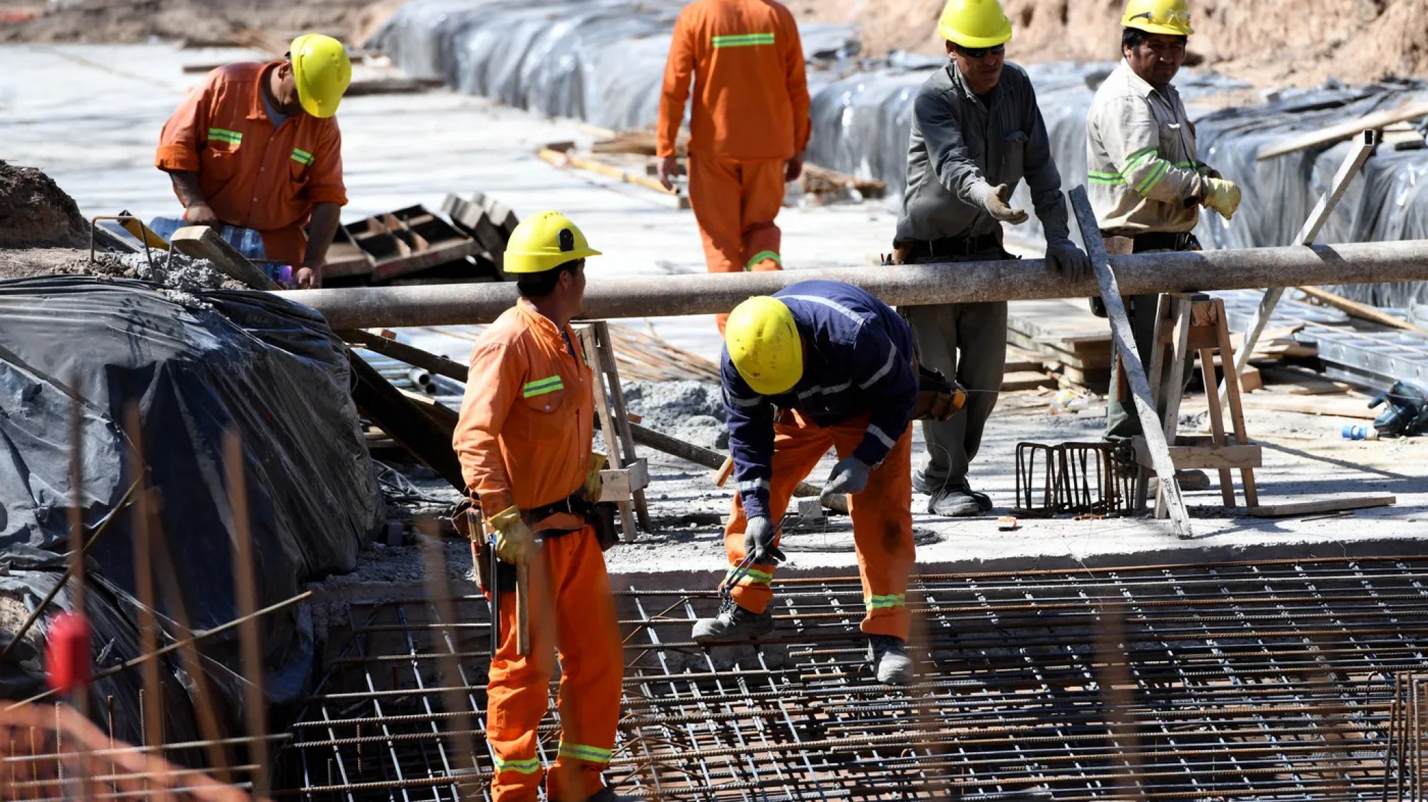 El Gobierno flexibiliza requisitos para contratar obra pública y crea un nuevo sistema de registro