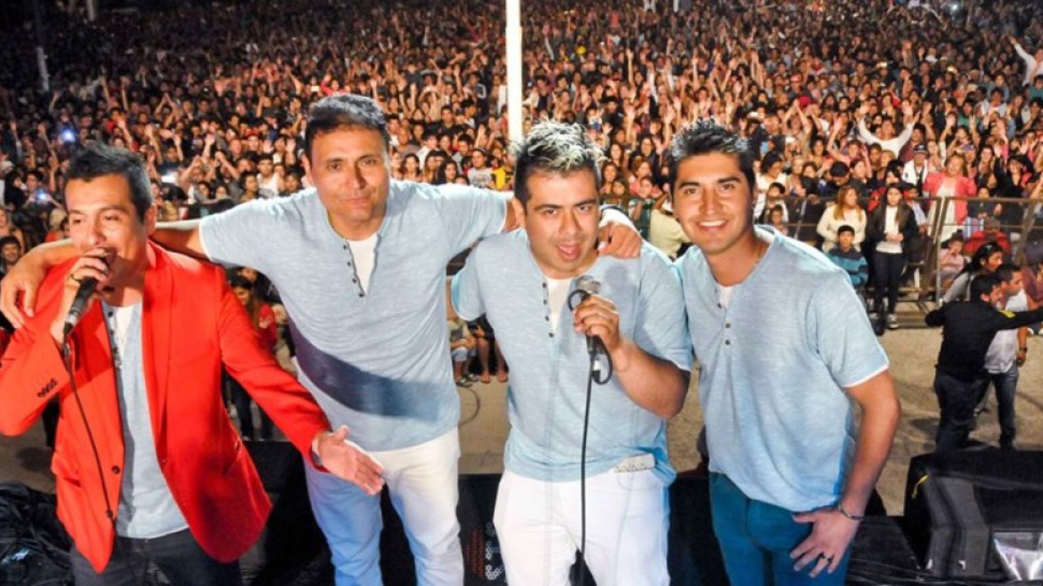 Noche 2 del Aniversario: ¡Prepárate para Recuer2 con La Banda al Rojo Vivo y mucho más!