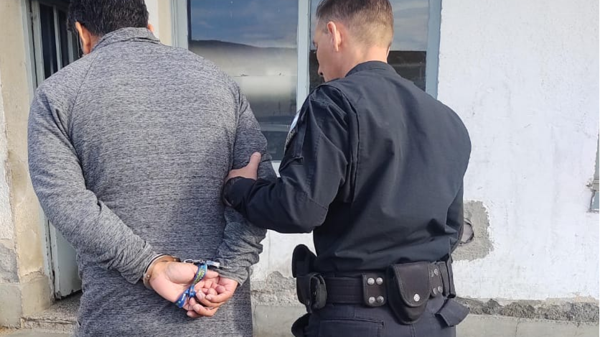 Detenido por merodear en la casa de su ex pareja y violar la perimetral