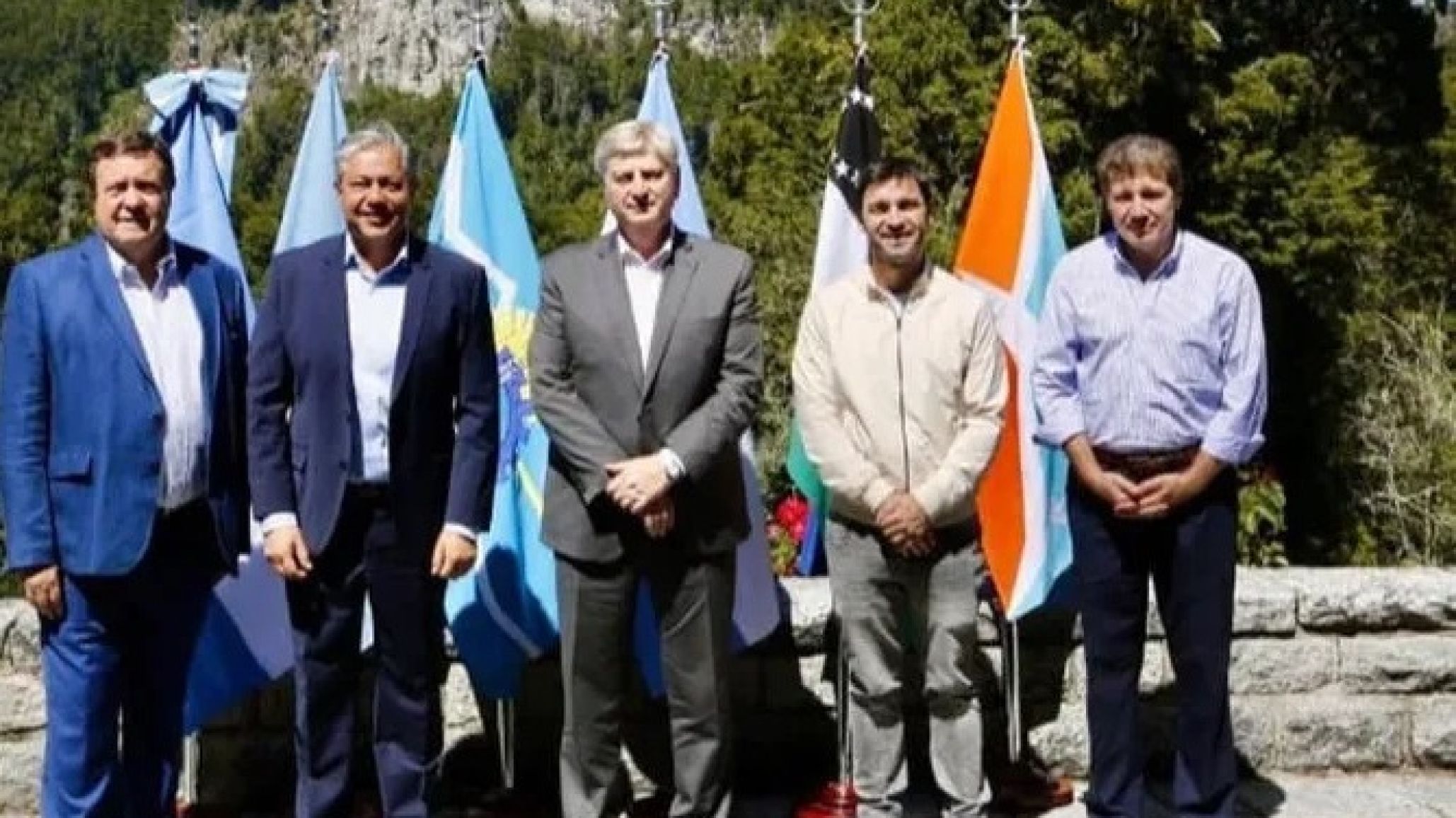 Gobernadores de la Patagonia confirmaron paro en la producci髇 petrolera