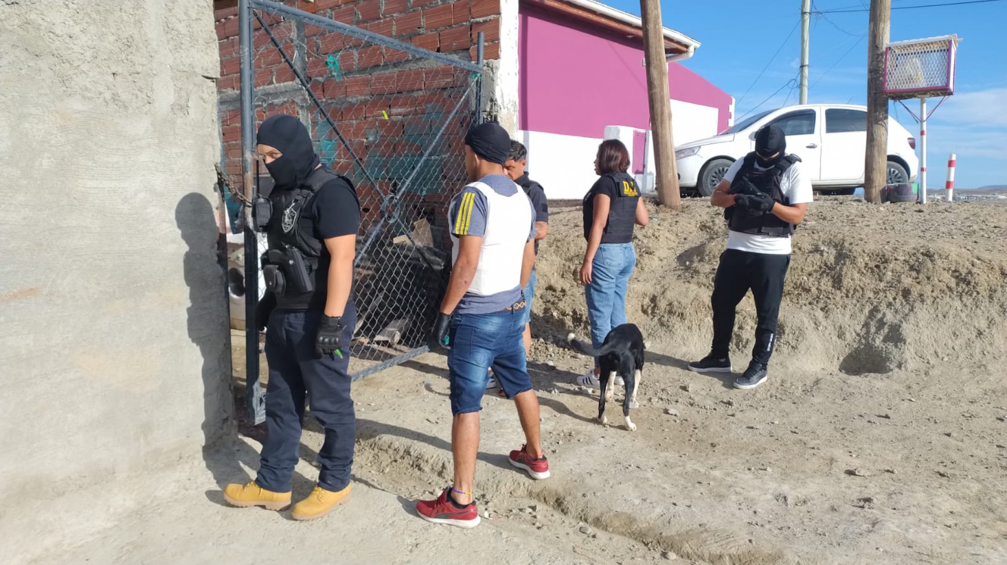 Comodoro: Recuperan objetos robados en allanamientos policiales