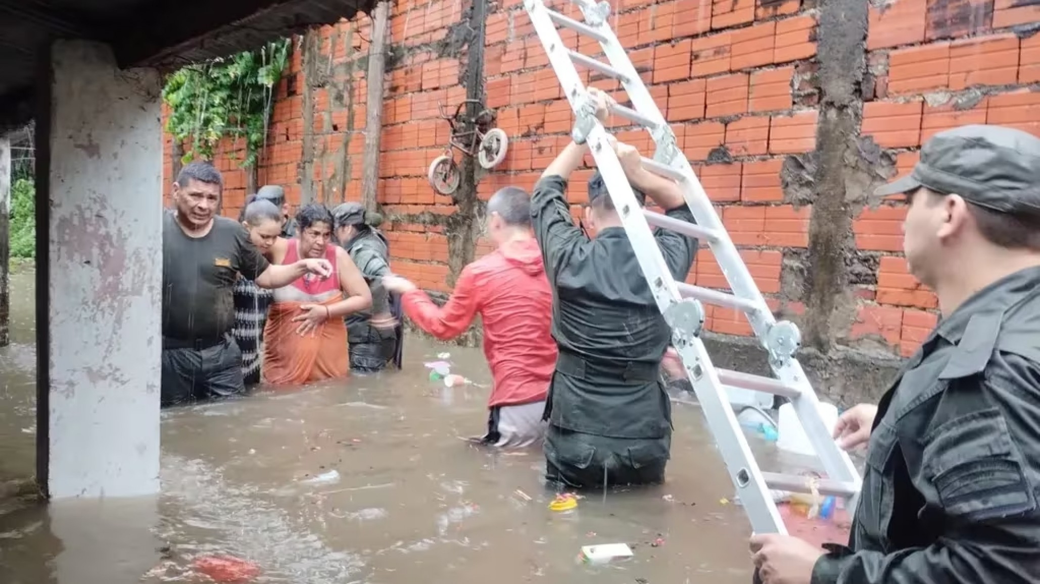 Corrientes: se suspende el inicio de clases este lunes por las inundaciones