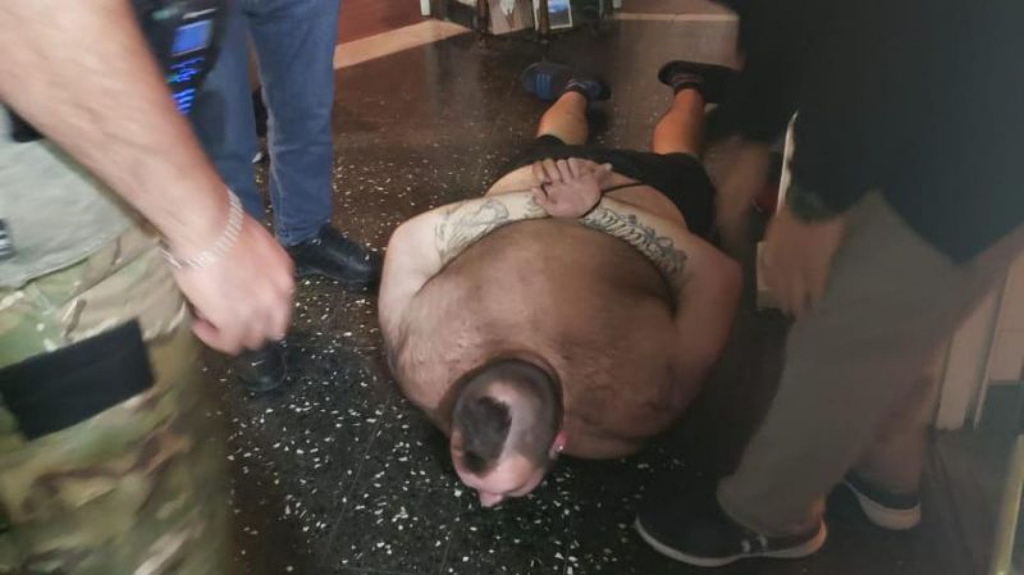 Detuvieron a un hombre que había prendido fuego a dos personas en condición de calle