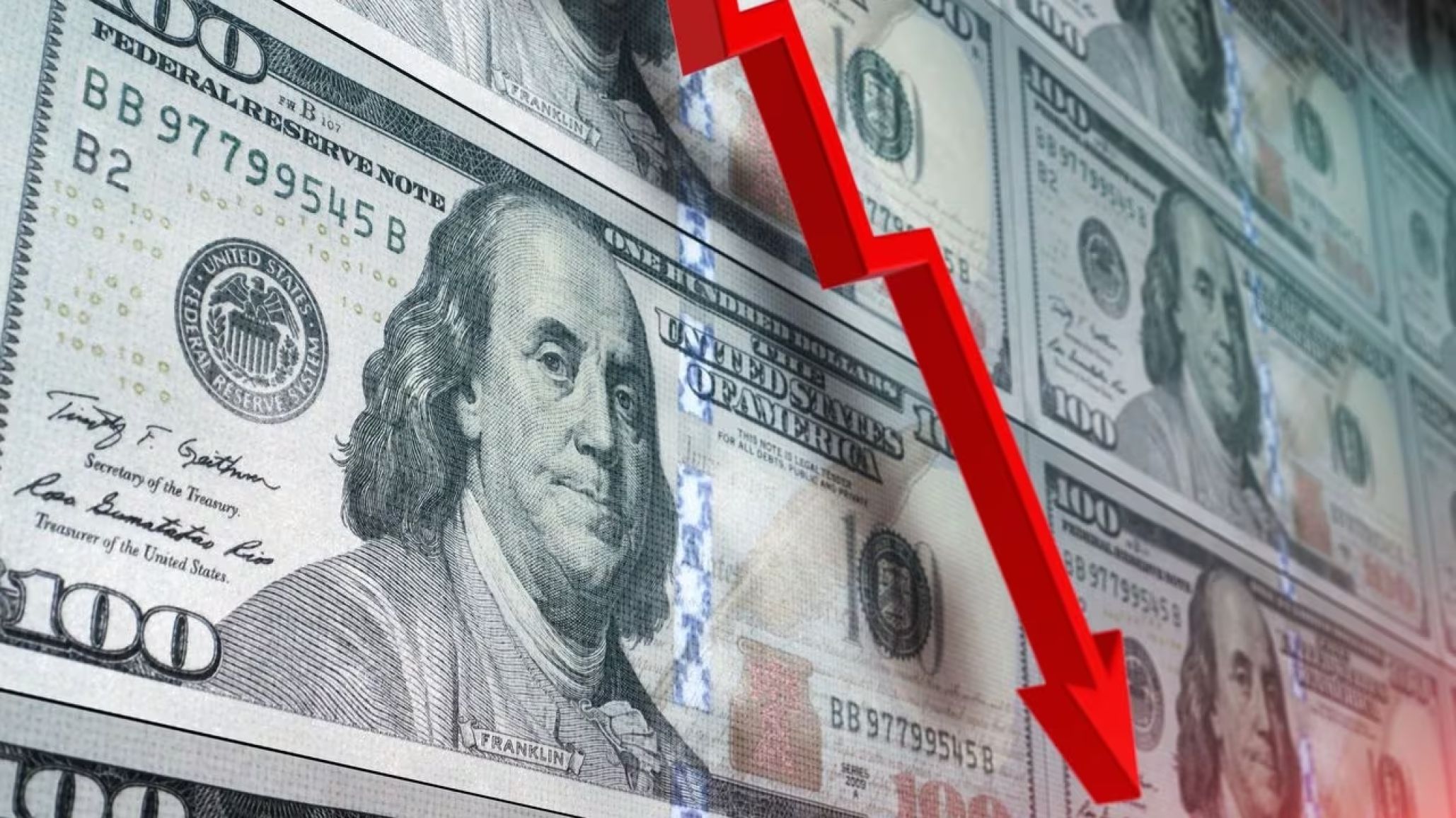 El dólar blue continúa descendiendo y cotiza por debajo de los $1000
