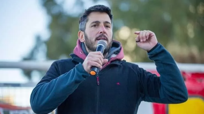 Santiago Vasconcelos oficializó su candidatura a diputado nacional por el Frente de Izquierda