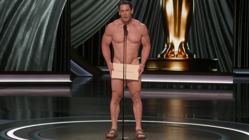 John Cena sorprendió al ingresar desnudo en los Oscar
