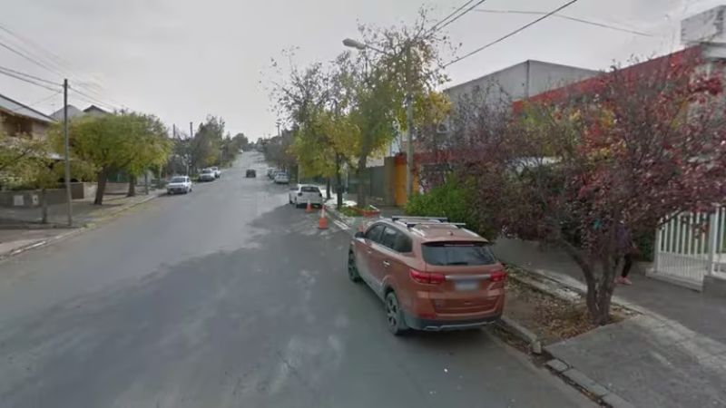 Dejaron a su hijo de 3 años encerrado en el auto y ahora está en terapia intensiva
