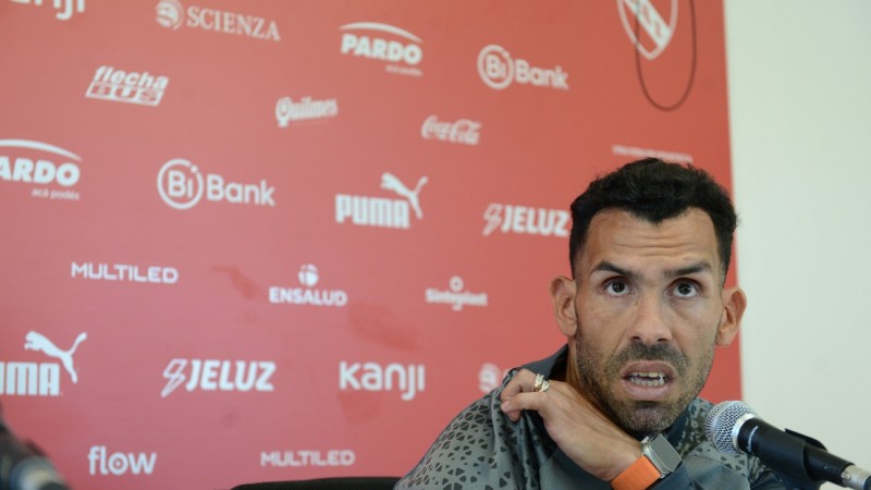 La AFA sancionó a Tevez por los comentarios contra Pablo Dóvalo