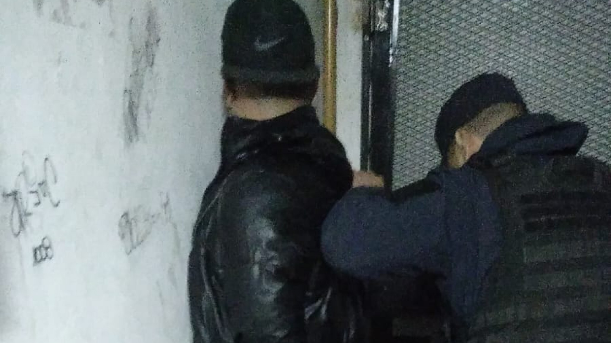 Lo sorprendieron robando cables y terminó en la comisaria