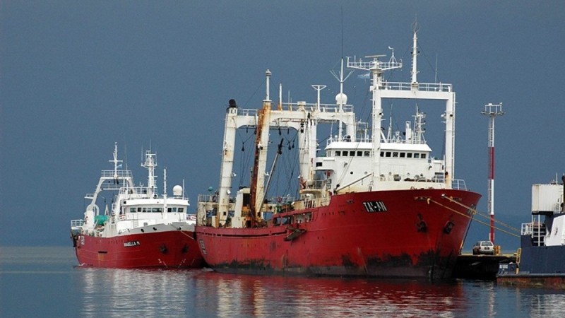 Se suma la renuncia de dos funcionarios en el caso del buque "Tai An"