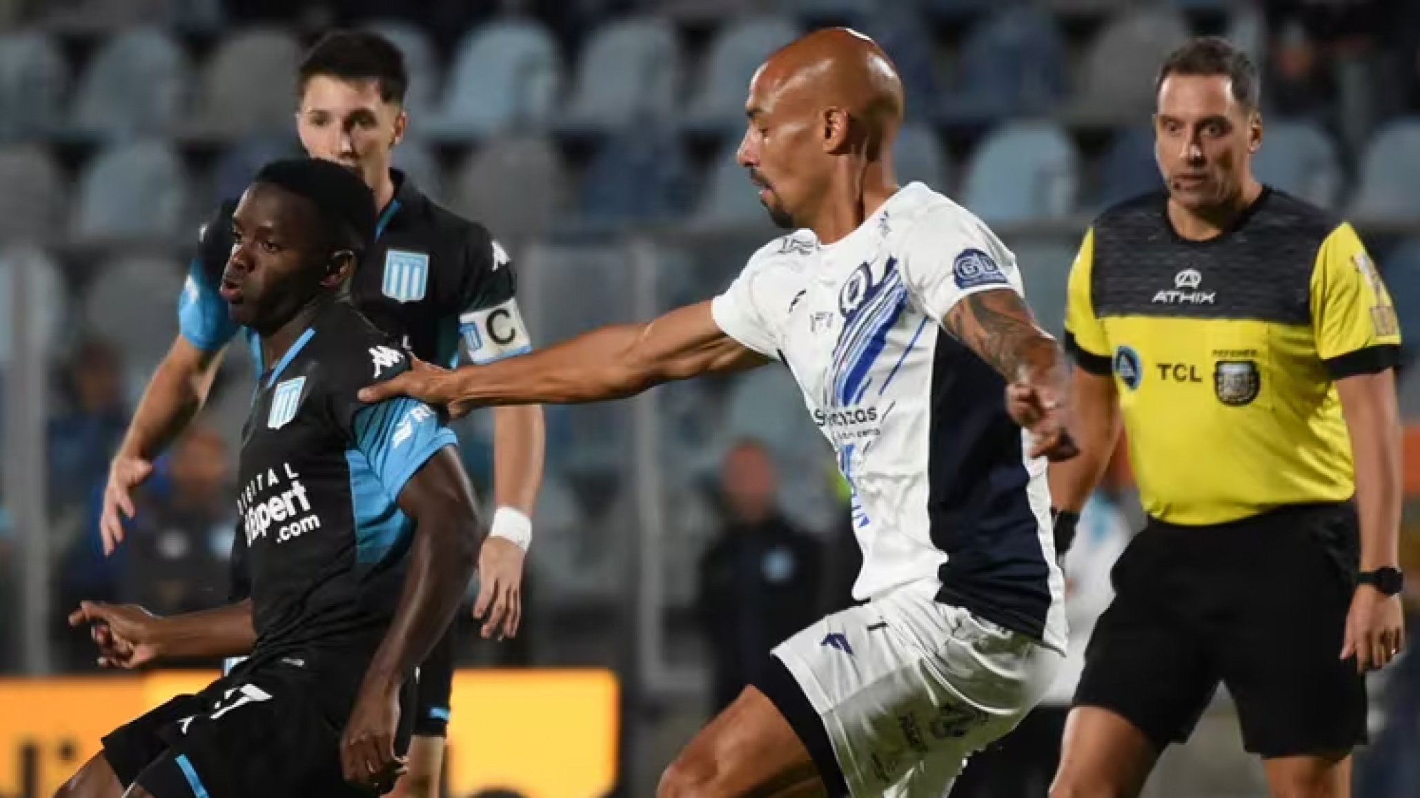Racing empata sin goles frente a San Martín de Burzaco