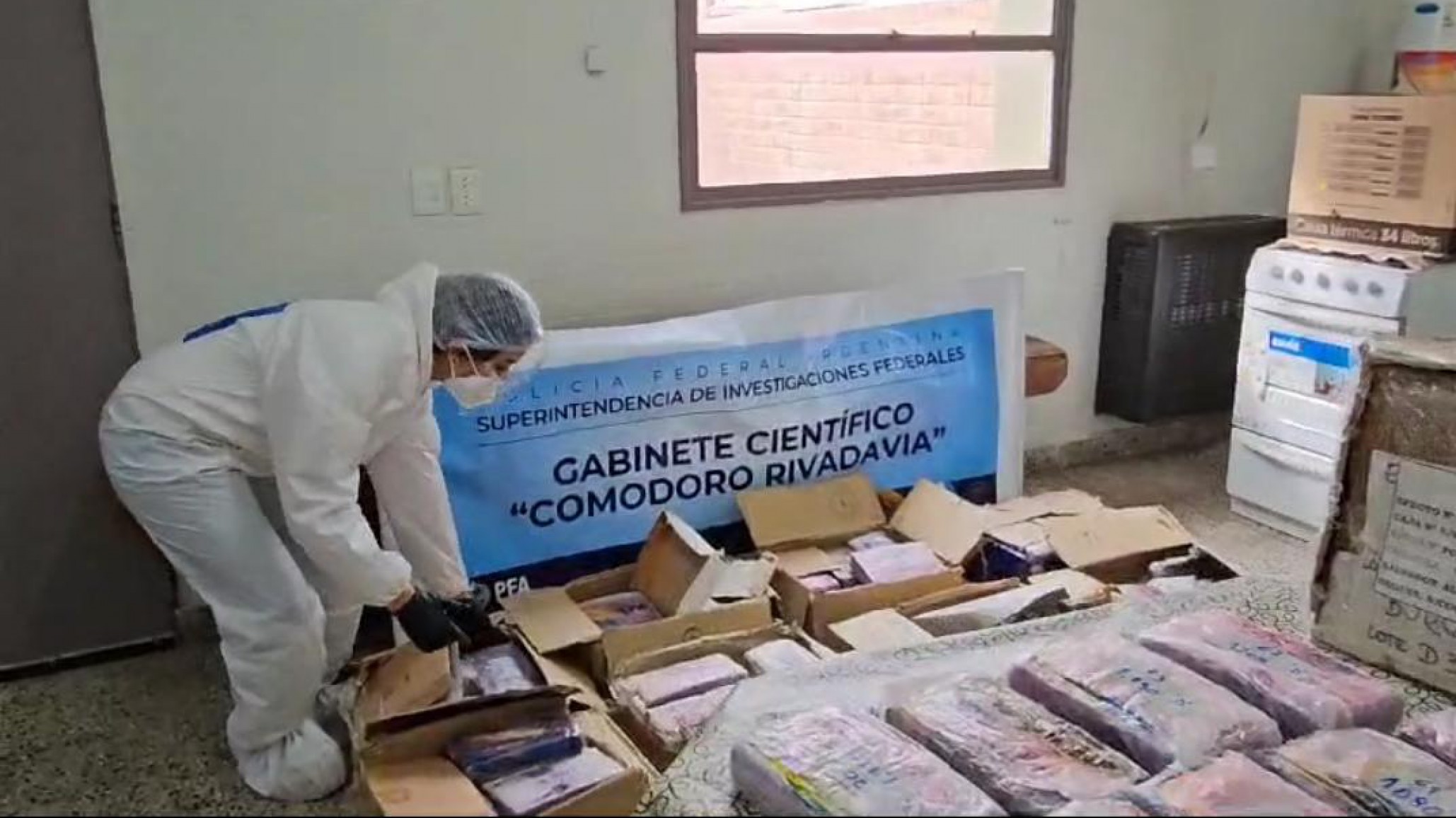 En un resonante operativo trasladaron y quemaron la droga que estaba guardada en el Banco Nación desde 2013