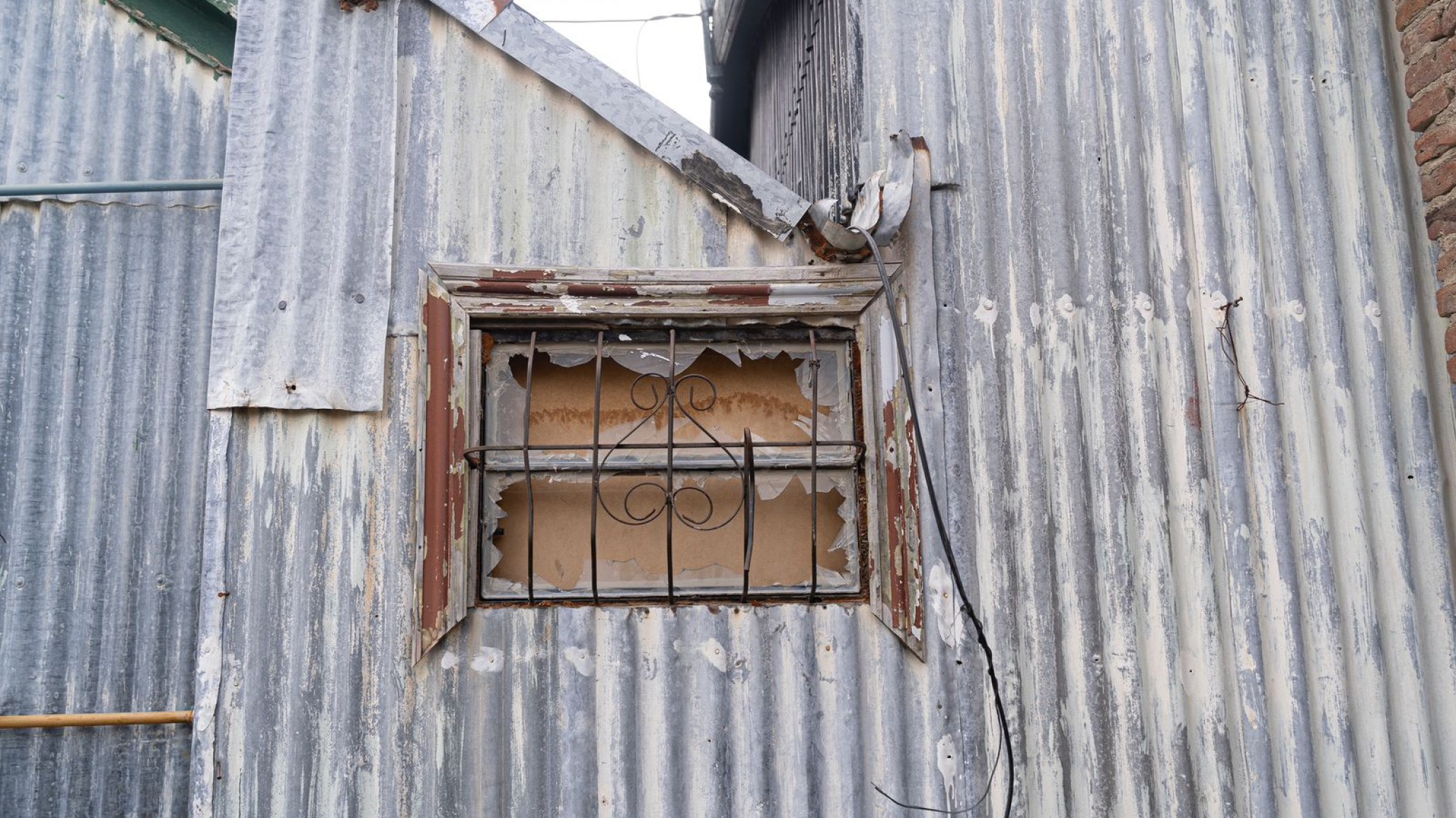 Actos vandálicos en la ex Estación de Ferrocarril de Km. 5