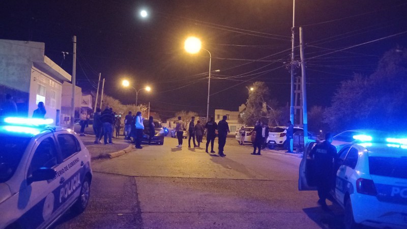 Tensión en asamblea de transportistas: Remisero provocó pánico al efectuar disparos frente a choferes de Uber