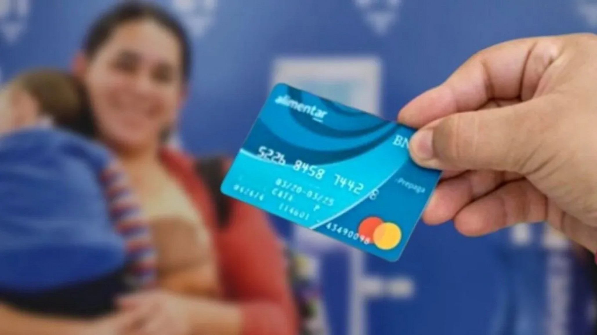 ¿Quienes cobran AUH y Tarjeta Alimentar en abril?