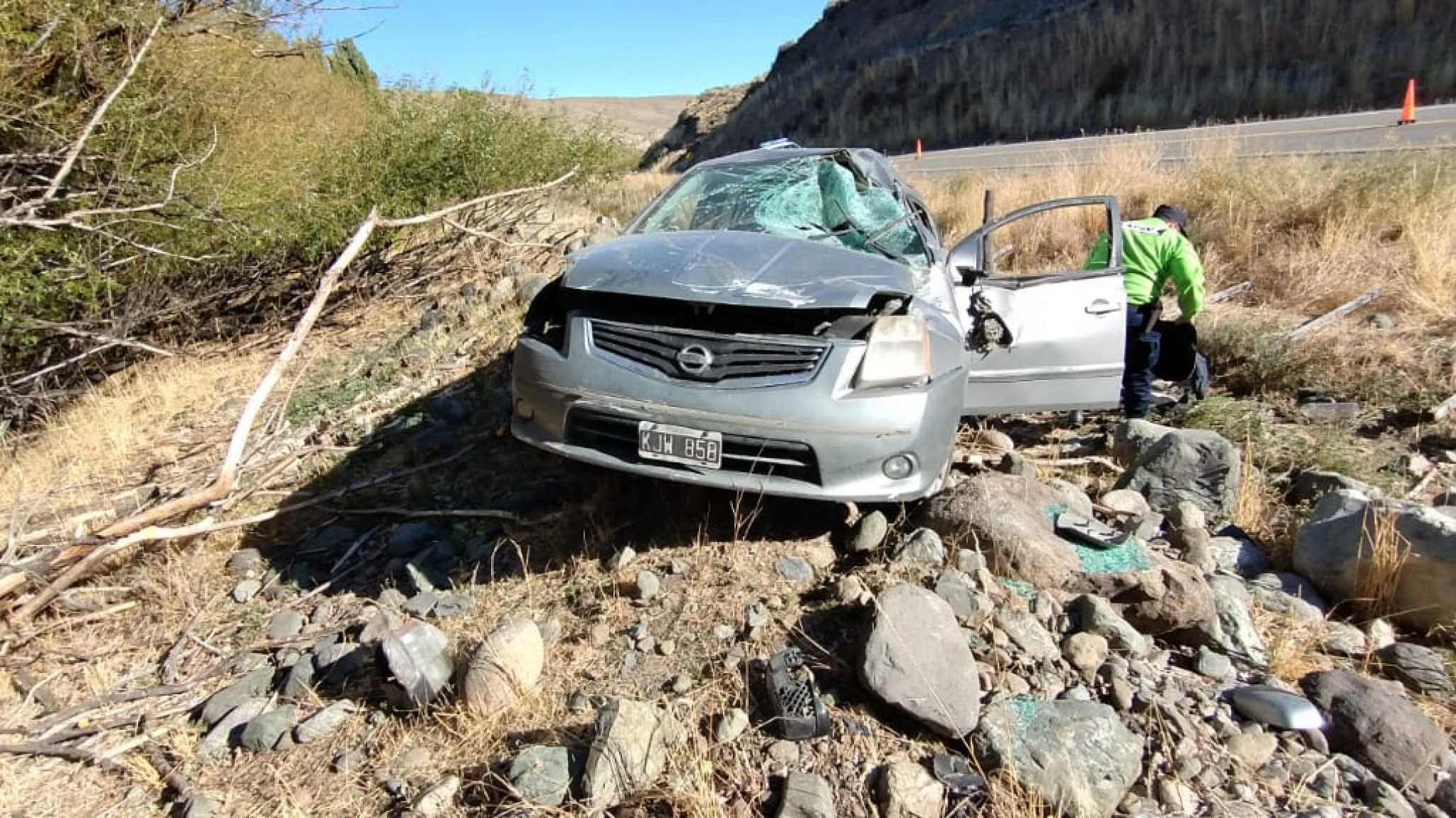 Ruta 40: Iba de Esquel a Comodoro, se quedó dormido y su pareja terminó herida