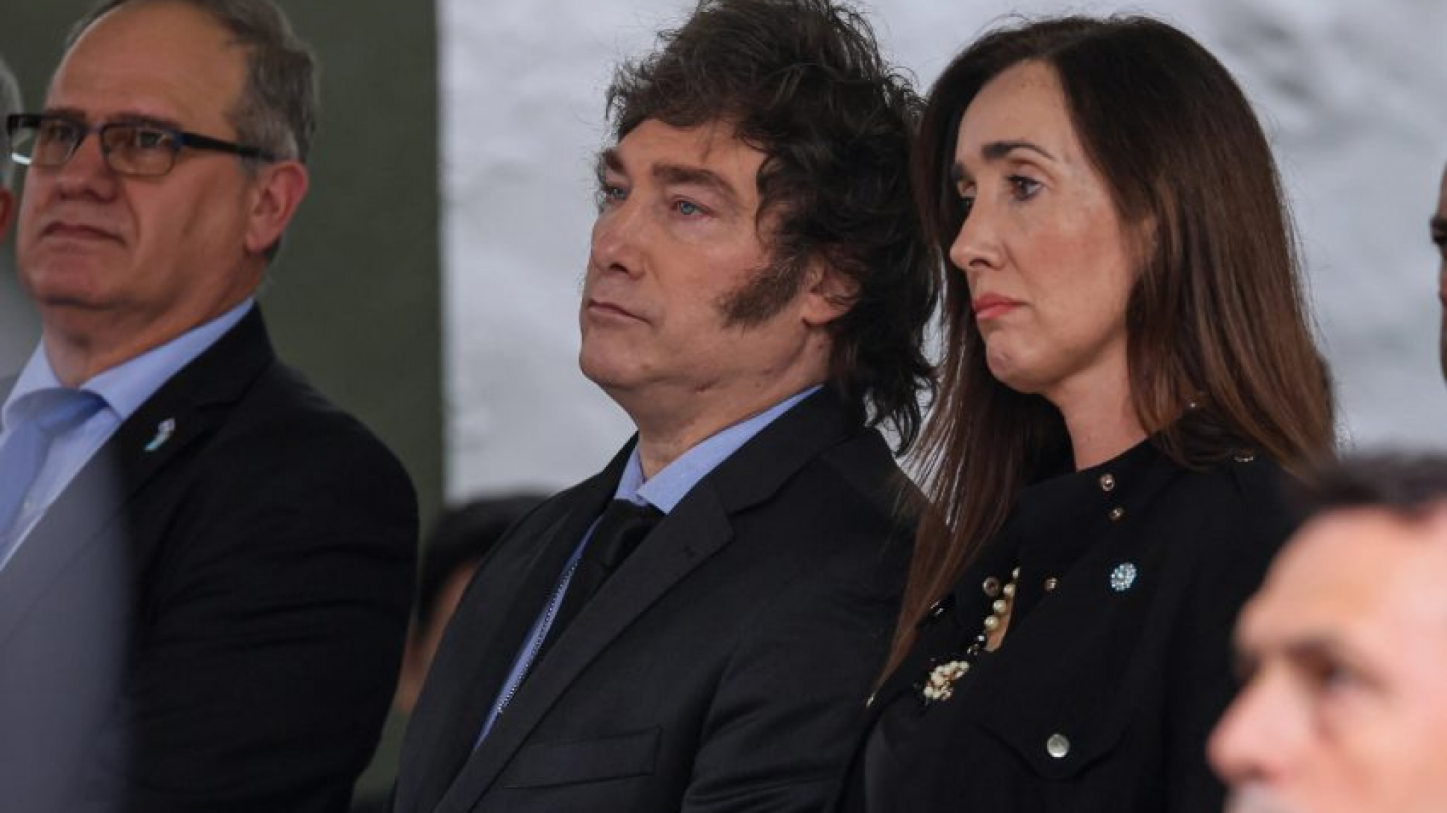 Villarruel aumentó los salarios en el Senado