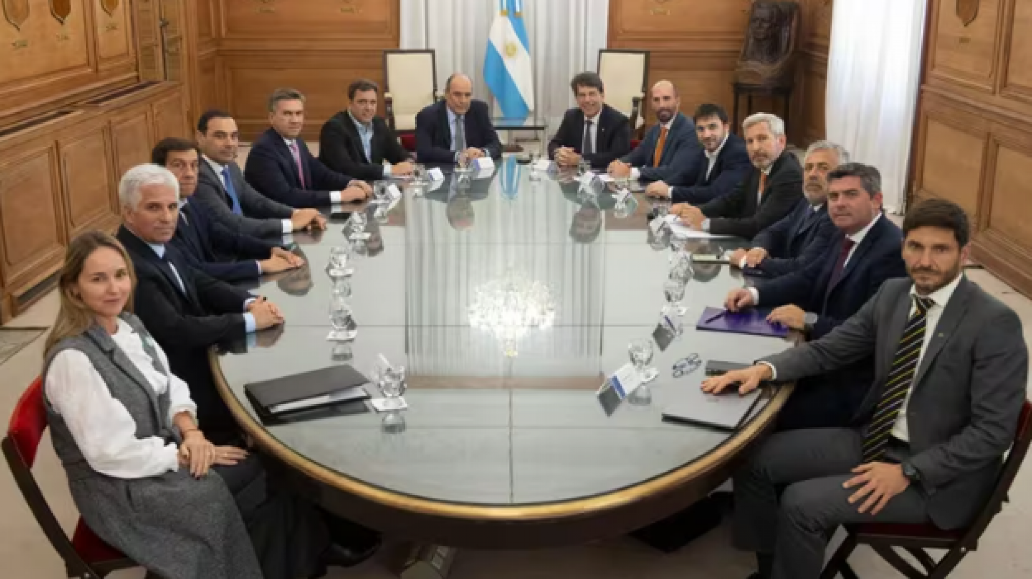 Casa Rosada pidió a gobernadores de JxC el listado de diputados para votar la Ley Bases
