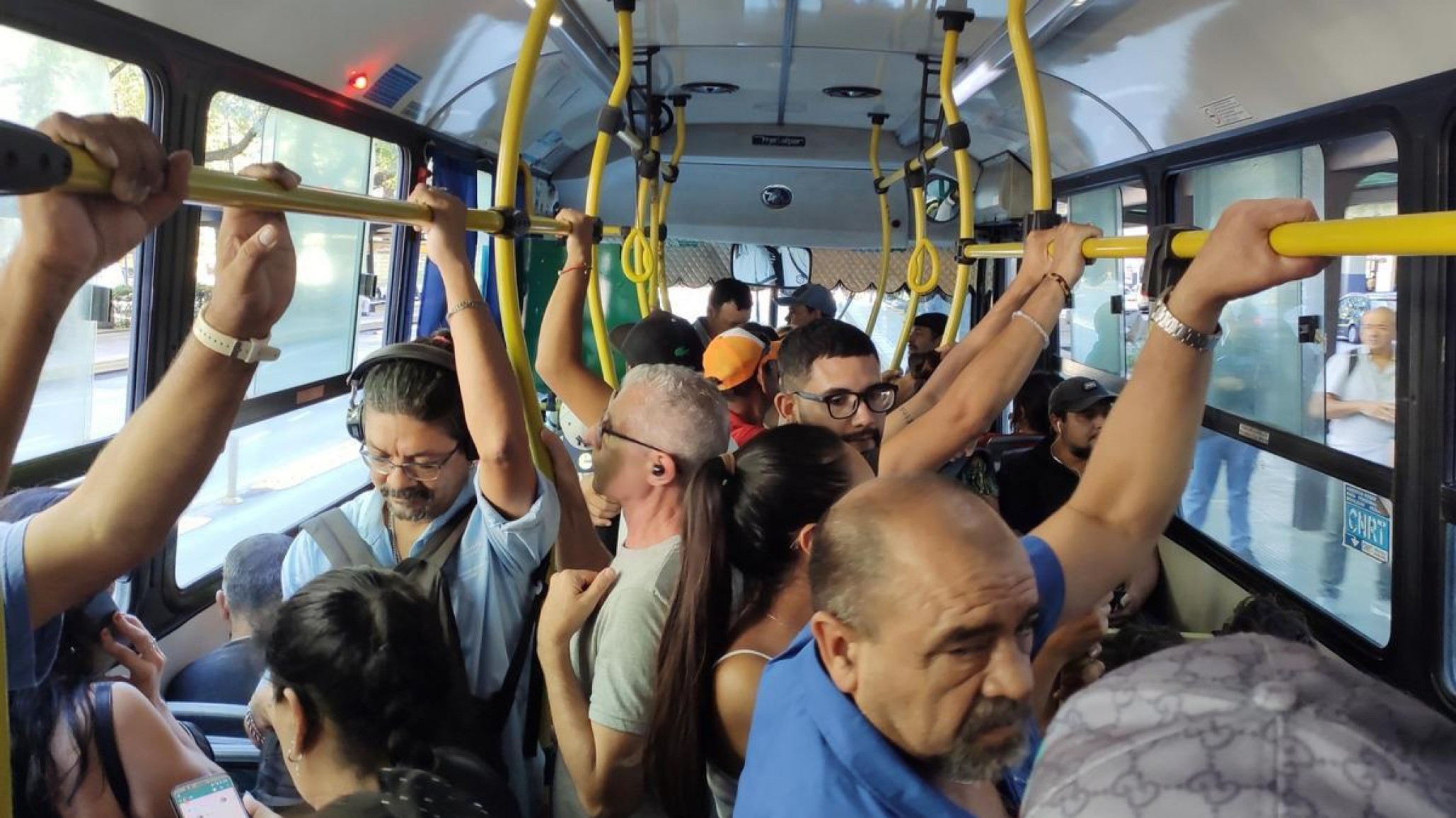 UTA suspende el paro de colectivos
