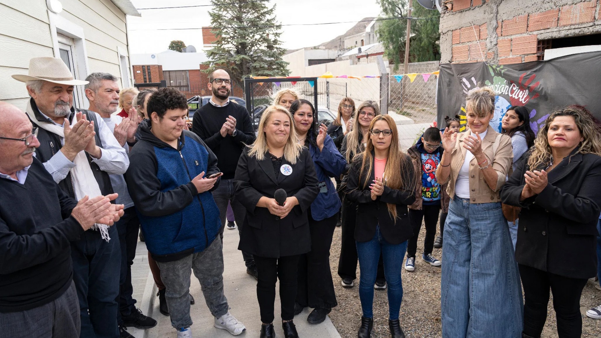 Malvina Duré de la Asociación Somos Azules, tras la inauguración de la sede: "Esto va a permitir acompañar a muchas más familias"