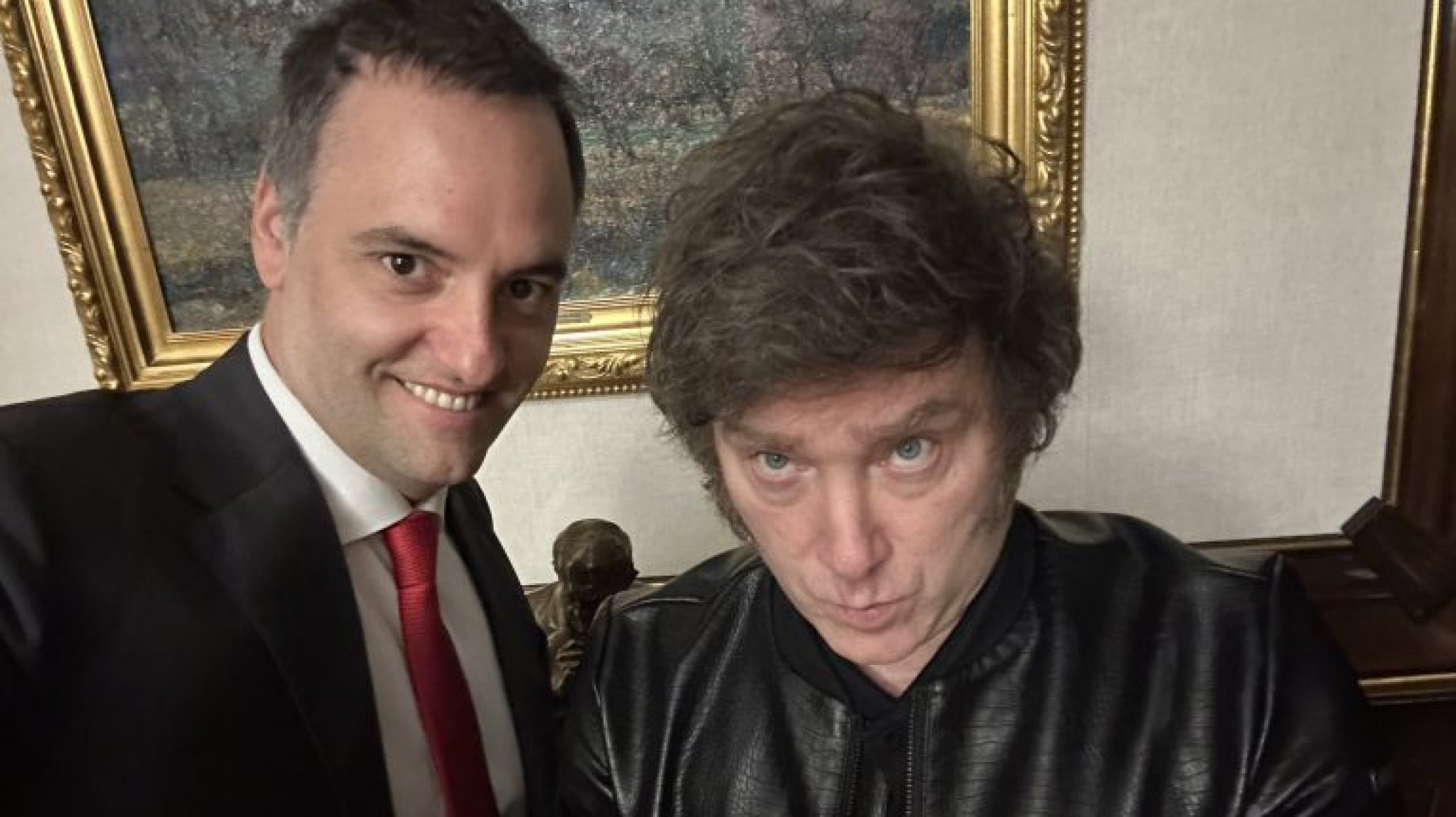 Manuel Adorni fue ascendido a Secretario de Estado y recibirá un cuantioso aumento de sueldo