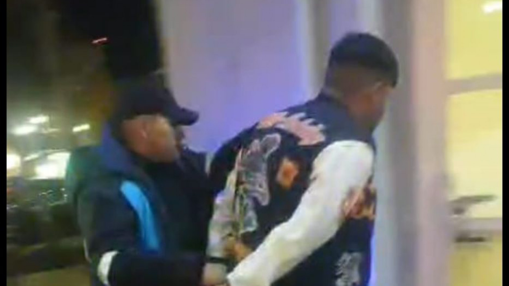 Fue detenido por no querer pagar una cuenta de más de $20.000 en un bar