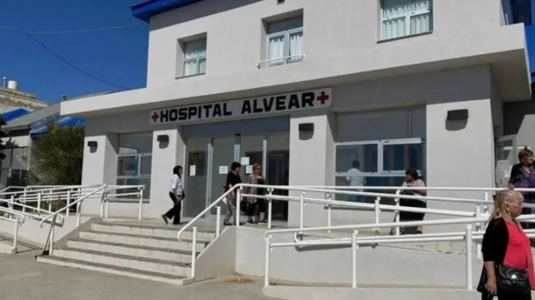Médicos del Hospital Alvear denuncian trabas de PAMI y advierten que podrían dejar de atender afiliados