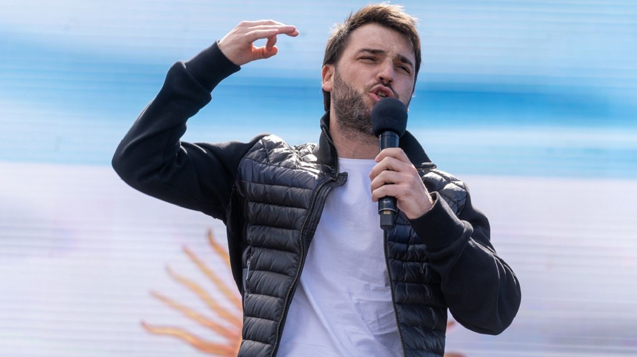 Torres prometió 200 puestos de trabajo para diciembre en Trelew y anunció una nueva empresa para la Zona Franca