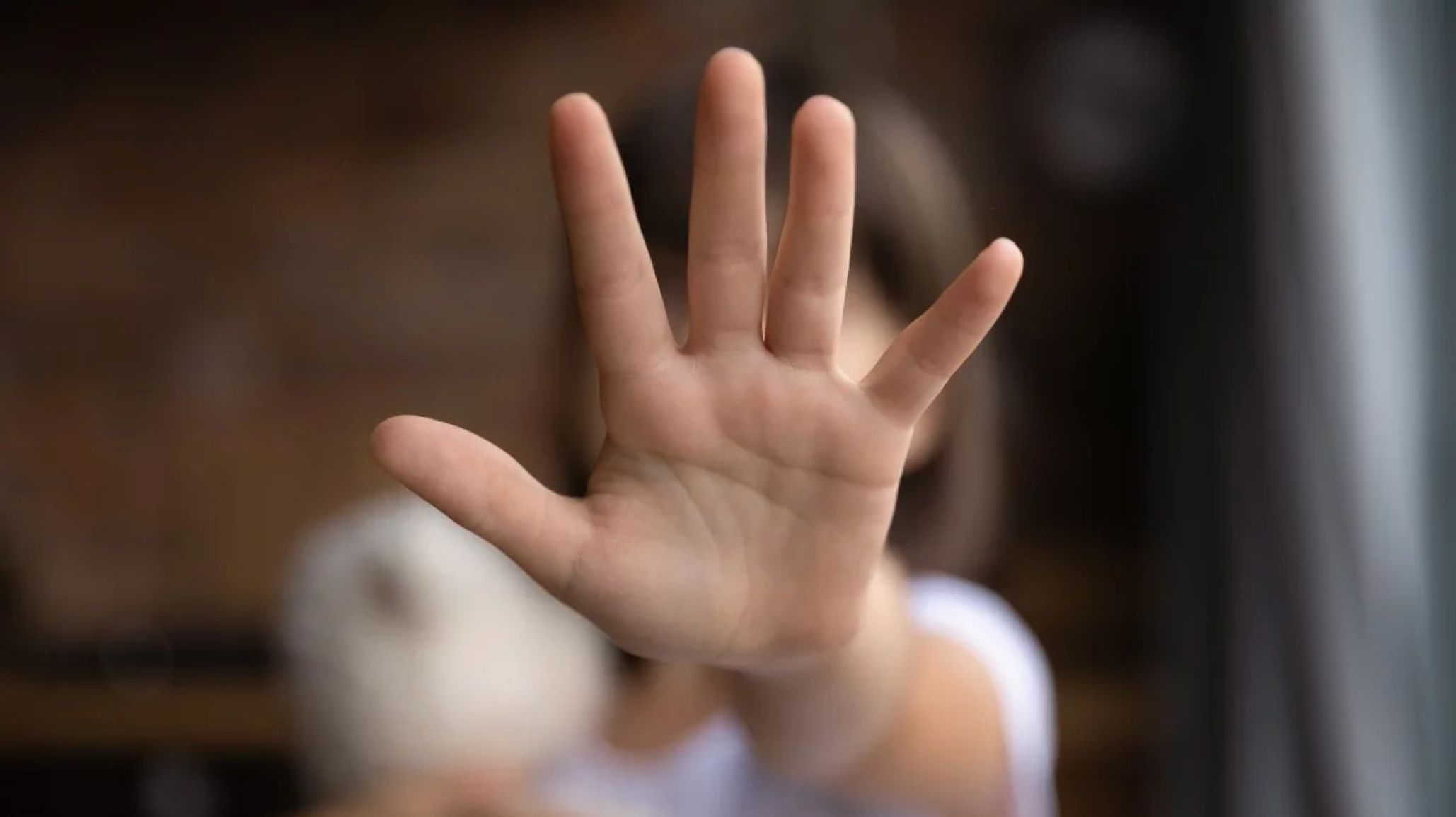 Le dieron 11 años de prisión por abusar de su hijastra desde que tenía 9 años
