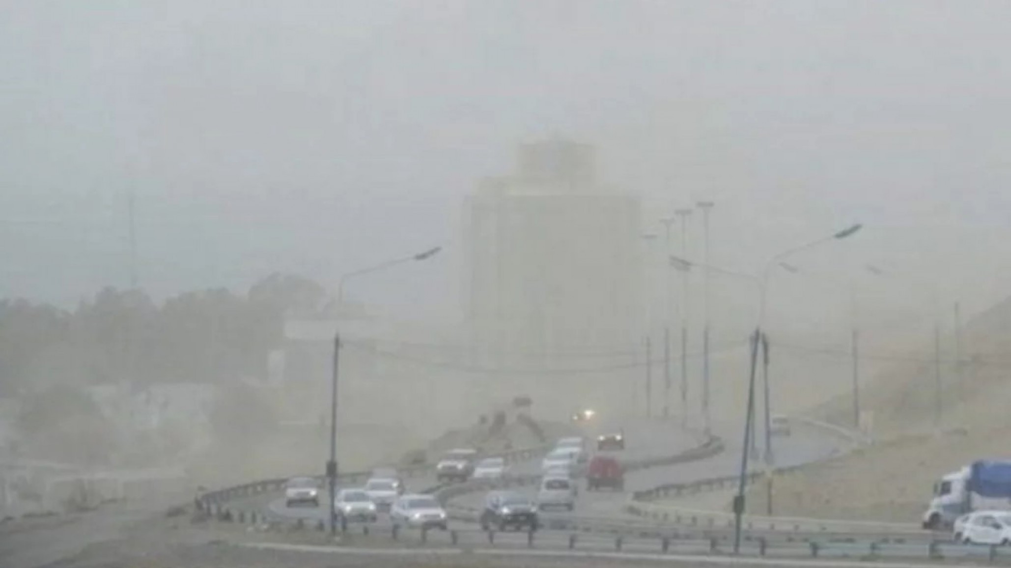 Este domingo los vientos podrían superar los 90 kilómetros por hora en Comodoro