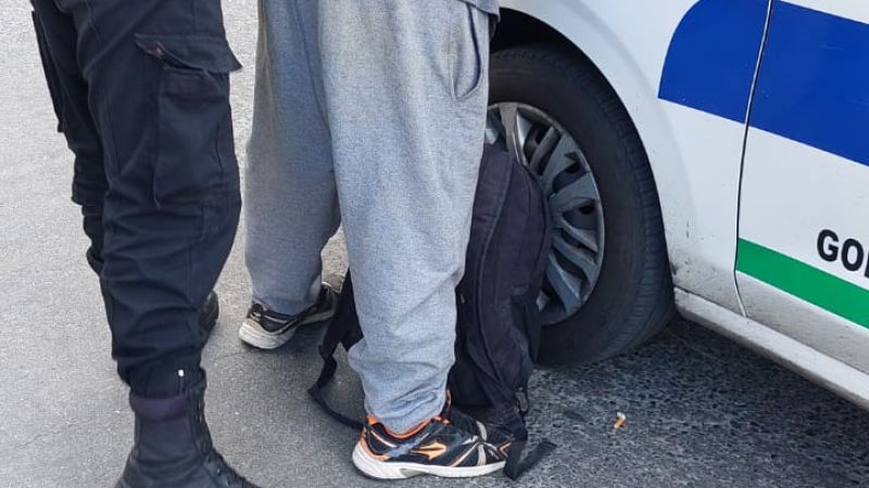 Dos jóvenes provocaron disturbios en Mostaza y Barile