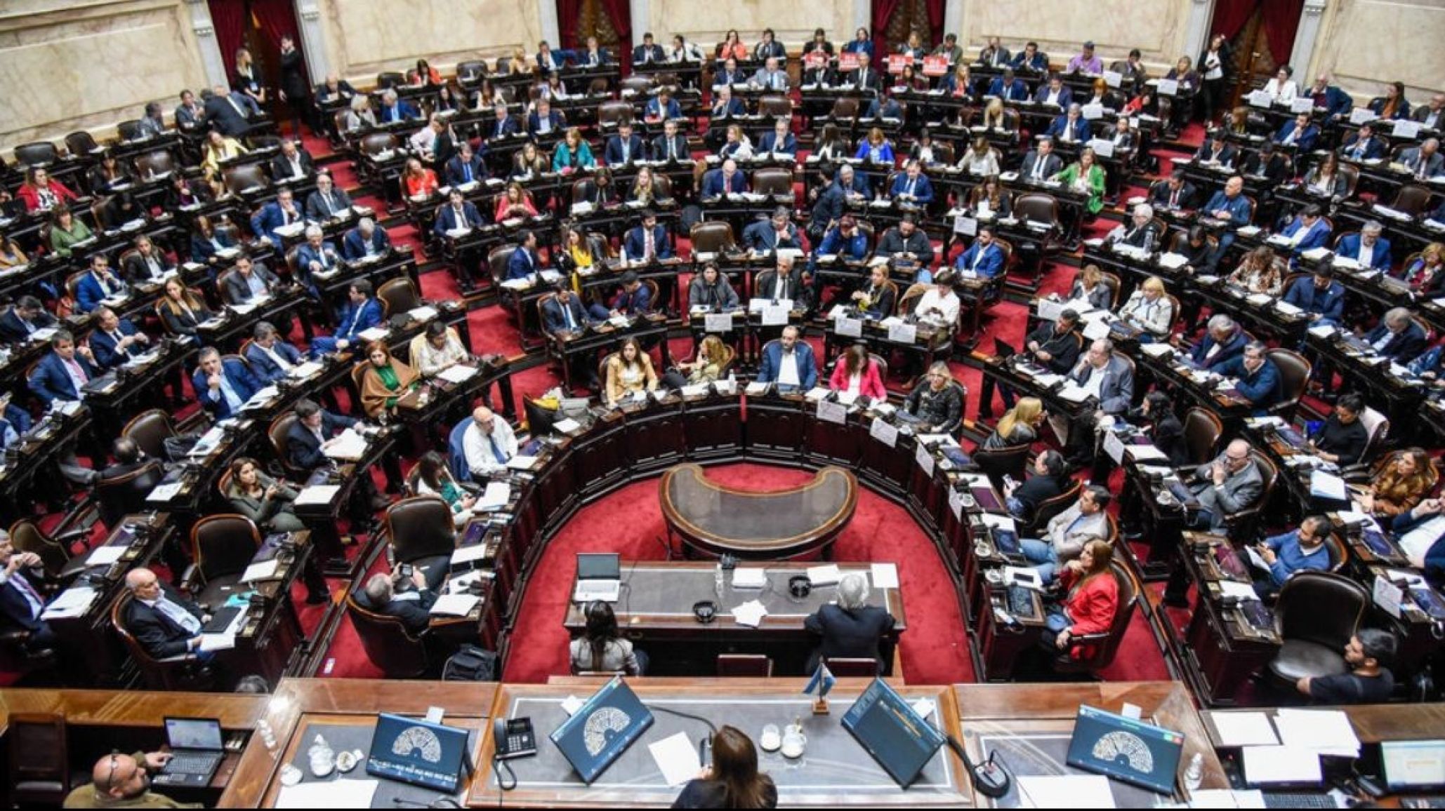 Se trata la nueva Ley Ómnibus en la cámara de Diputados este lunes