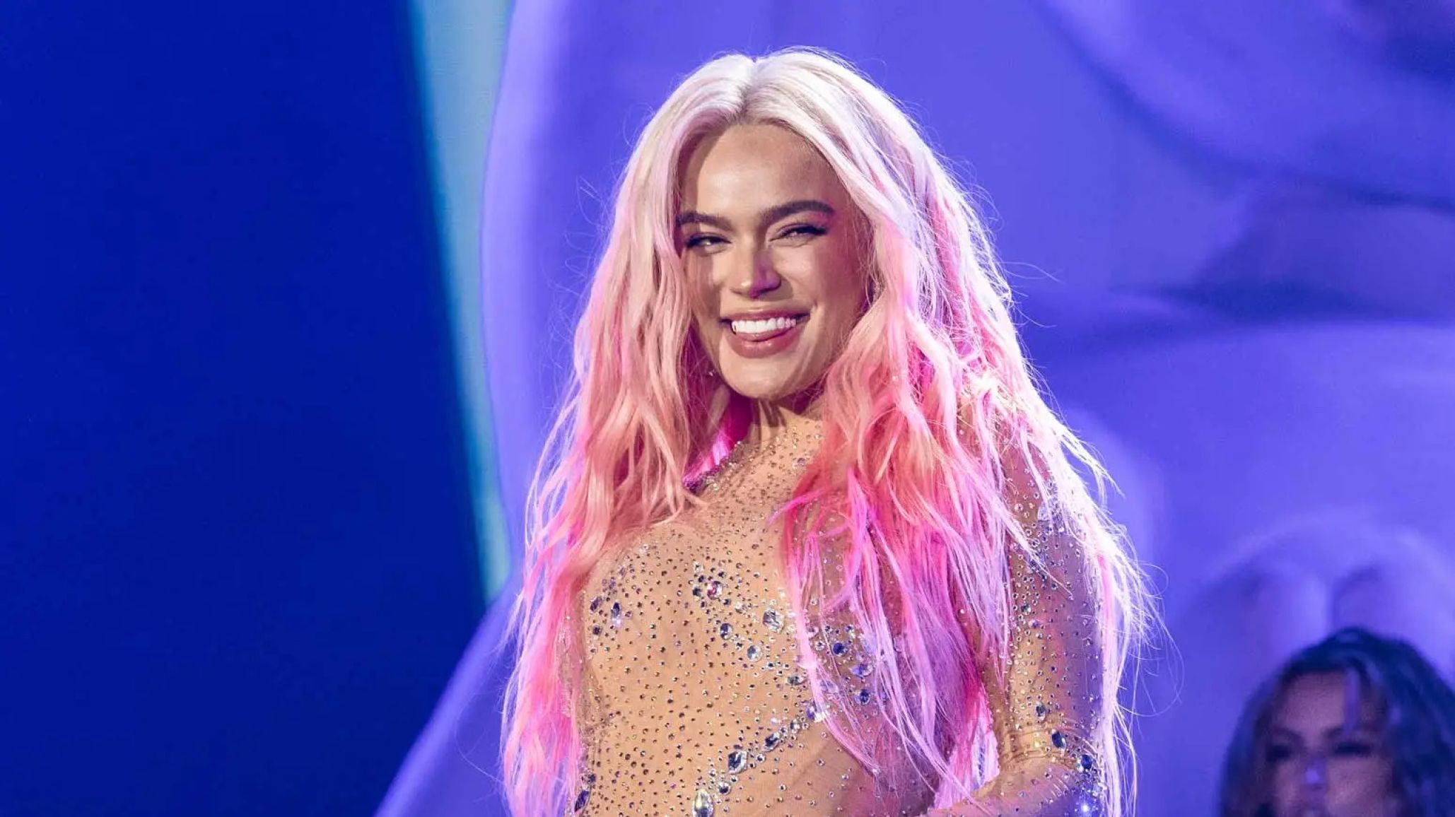 Detuvieron a un hombre acusado de abusar de una menor en el concierto de Karol G
