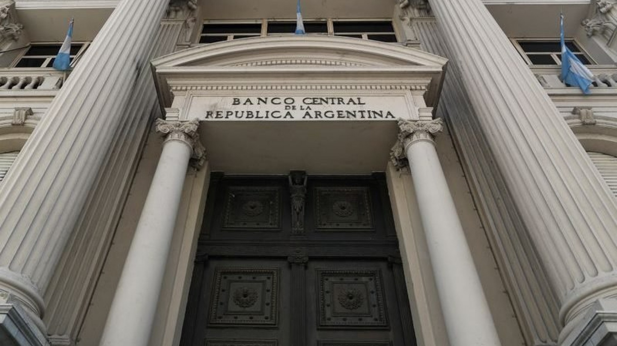 El Banco Central reduce la tasa de política monetaria al 50%: ¿Cómo impactará en los plazos fijos?