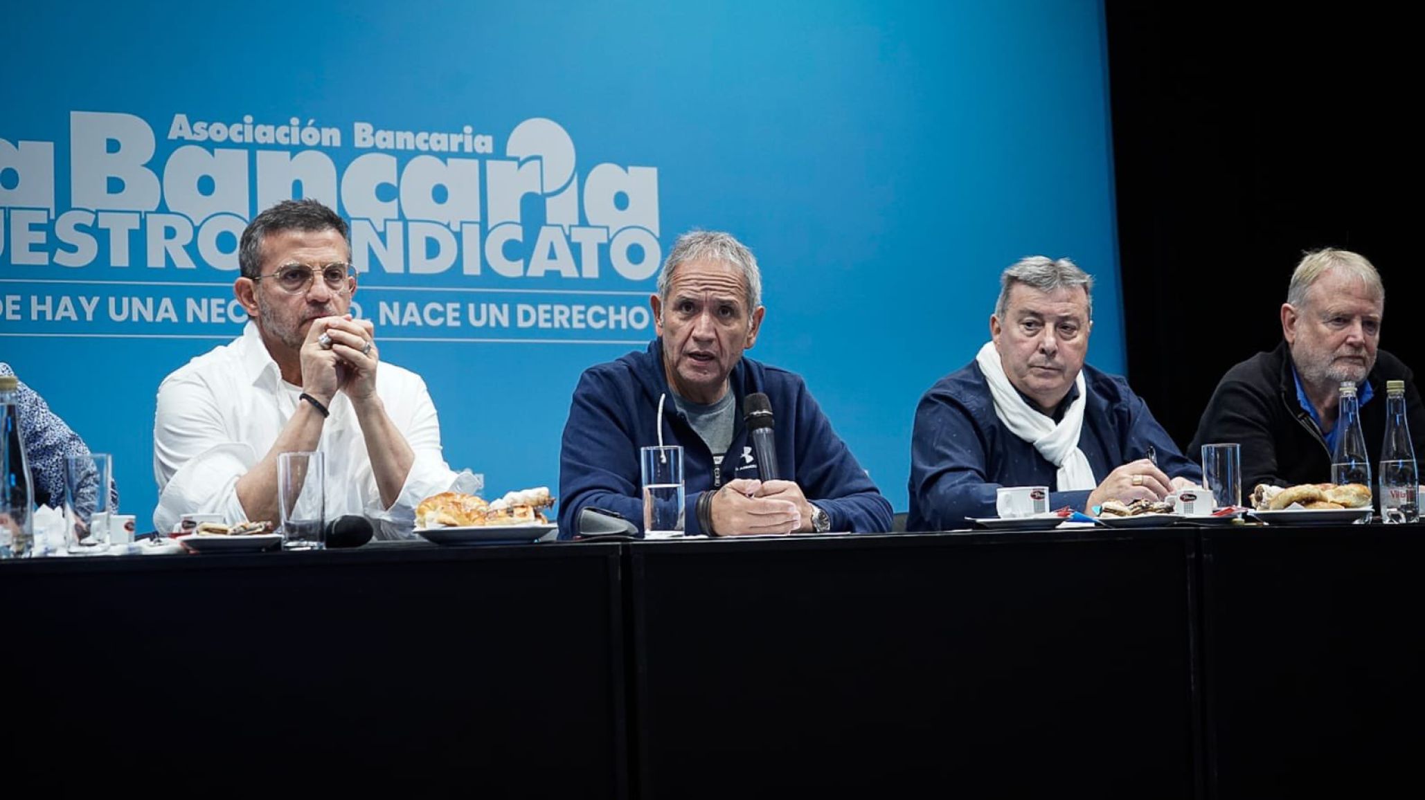 Acuerdo salarial en el sindicato bancario: Sueldos llegar醤 a $1.2 millones