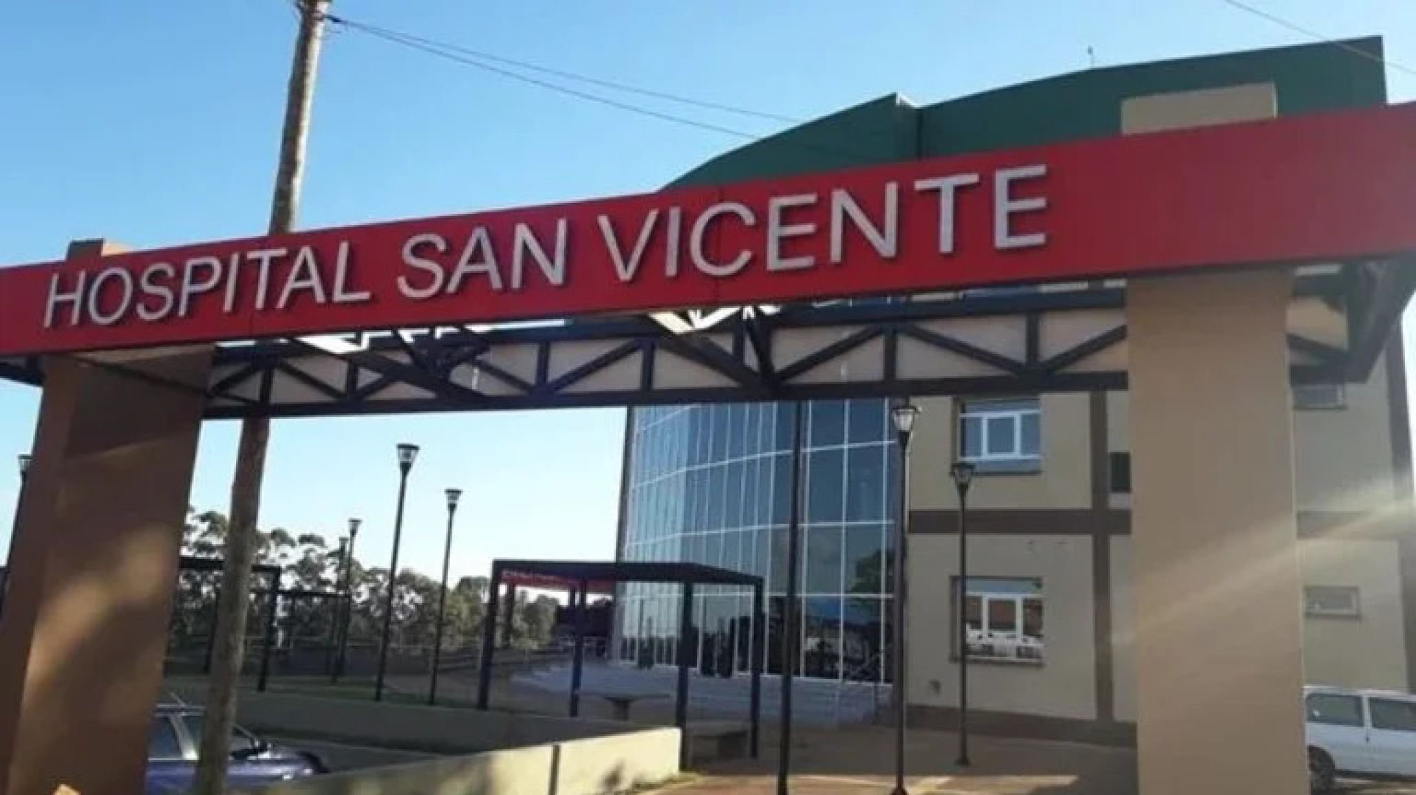 Aberrante: una mamá llevó a su hijo muerto al hospital y dijo que "le había pegado demasiado"