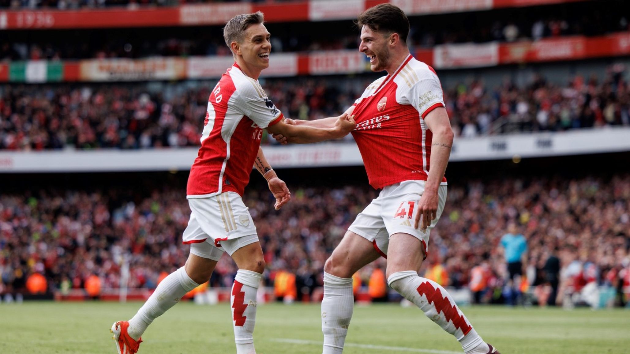 Arsenal gana y sueña con la gloria: ¿Romperá el maleficio en la Premier League?