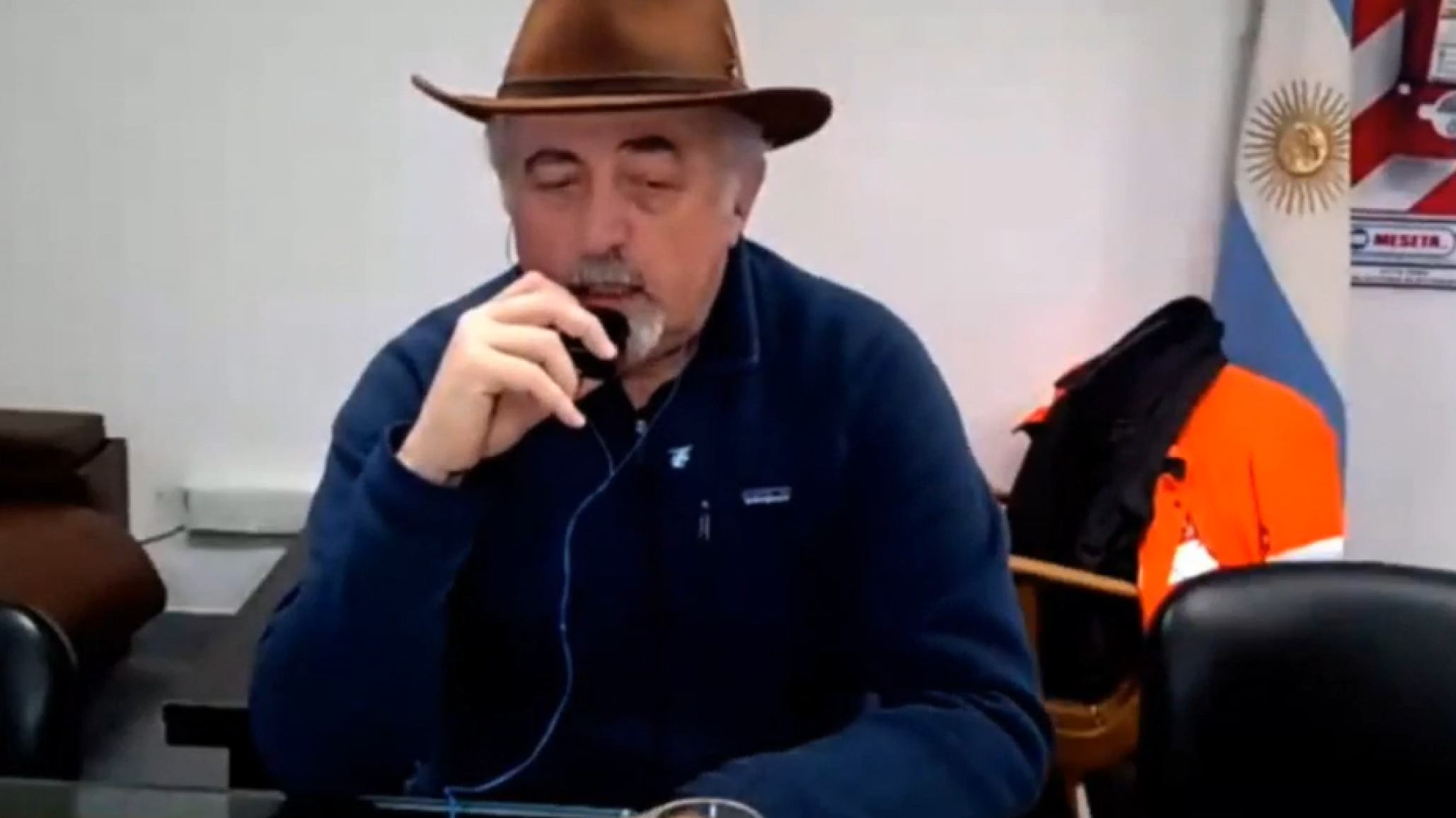 "Estoy enojado y con un sabor amargo": Othar explicó por qué se cayó la firma del contrato del transporte