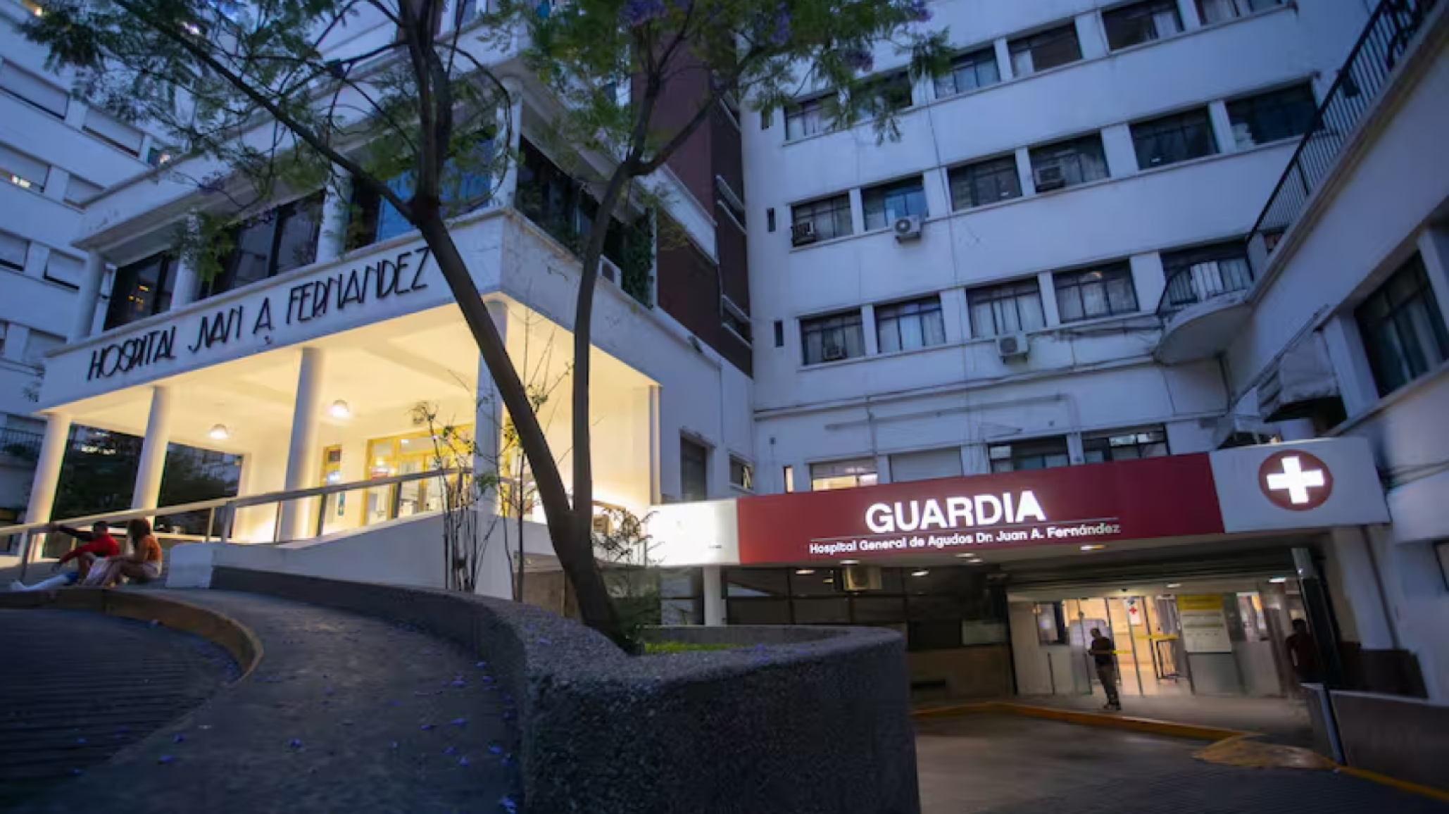 La valiente lucha de una joven víctima de abuso en el hospital Fernández: "Vivo un infierno constante"