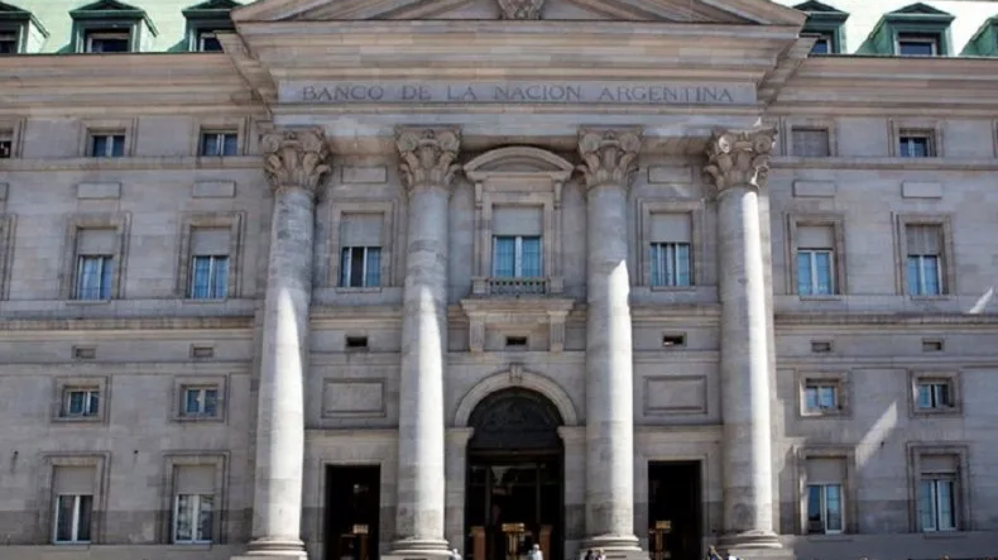 Banco Nación ofrece créditos a productores de maíz afectados por Spiroplasma