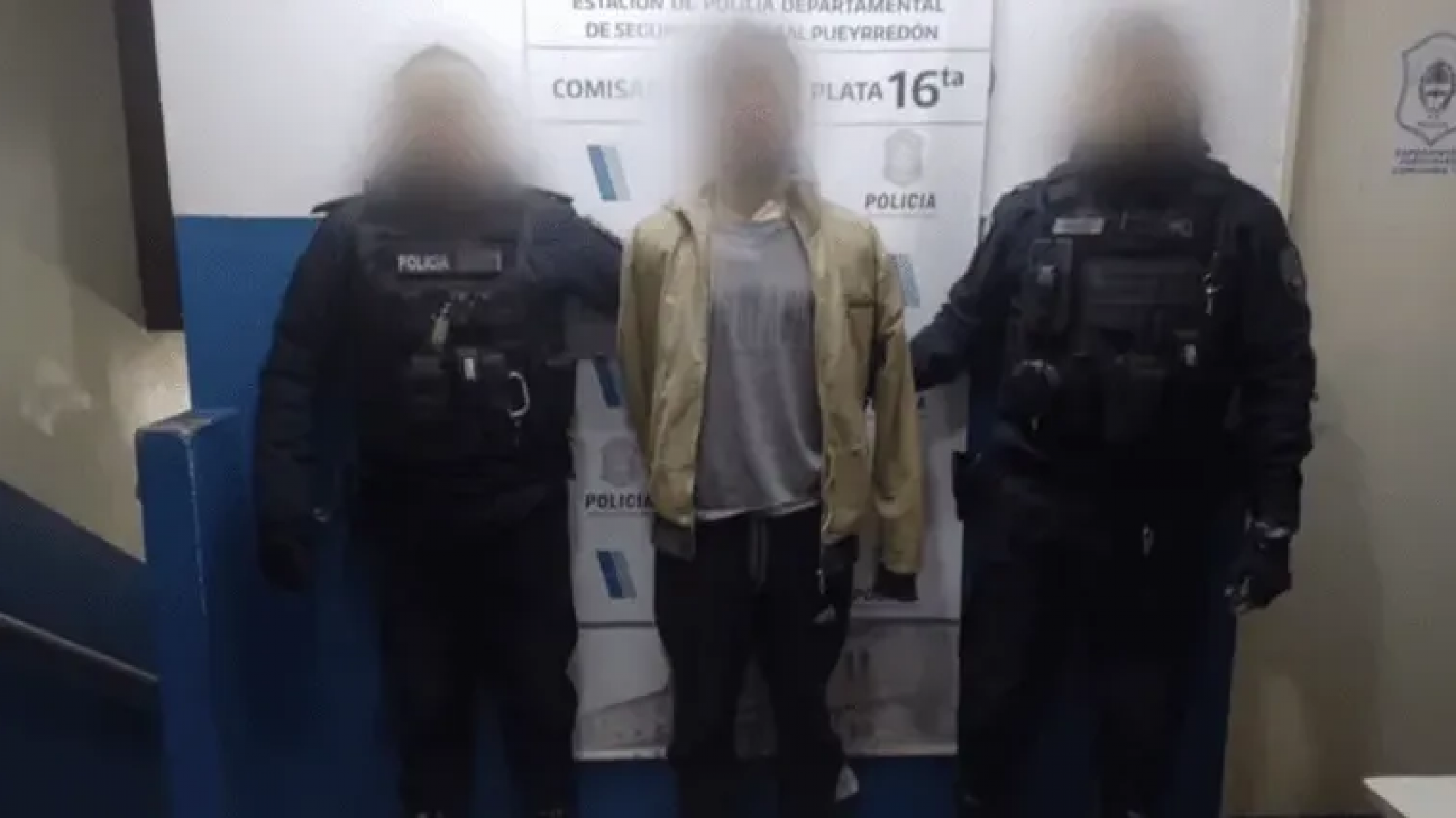 Apuñaló a su padrastro para defender a su mamá de los golpes