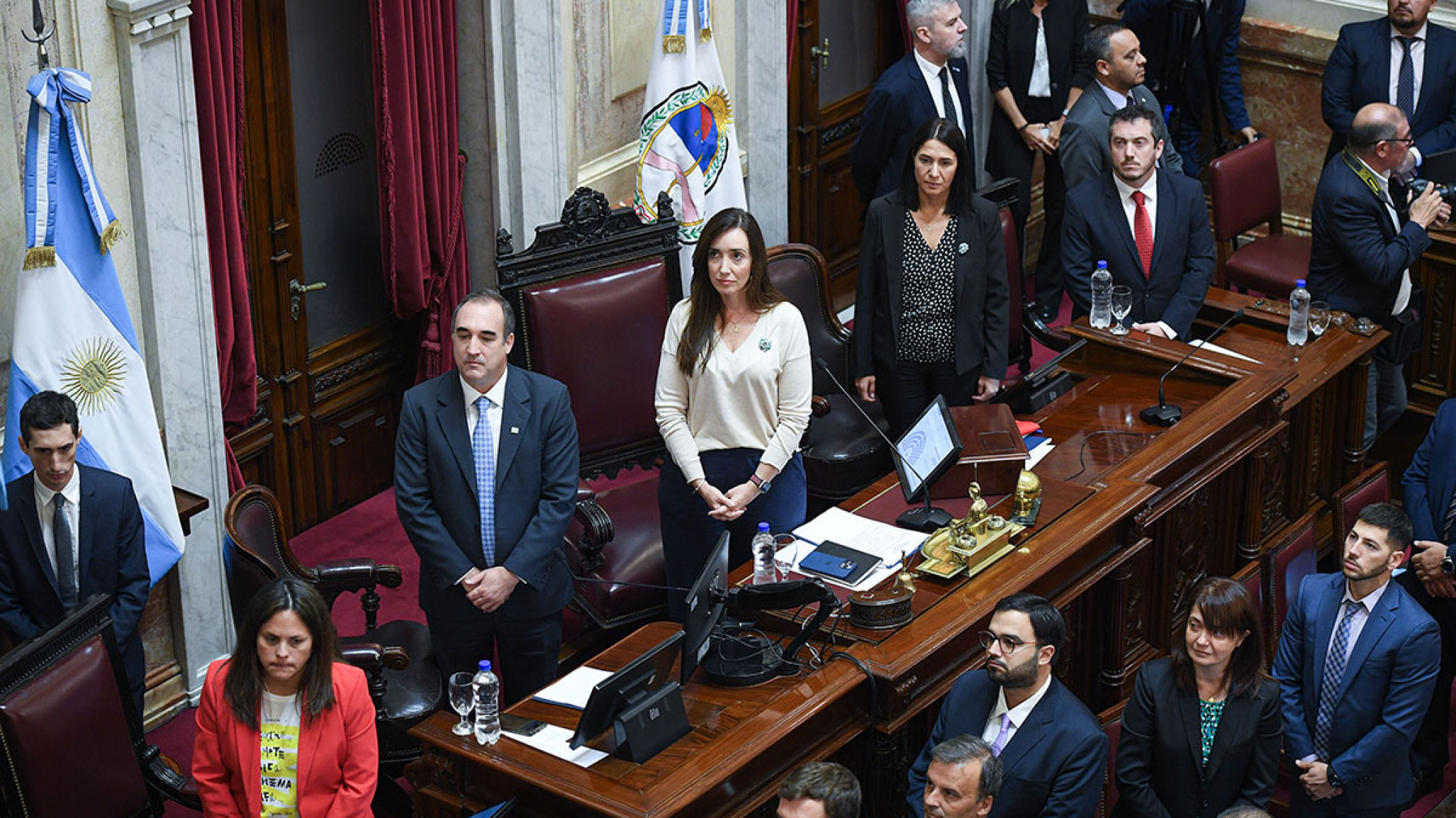 Negociaciones en el Senado: El "Pacto de Mayo" se tambalea tras la resistencia a la ley Bases