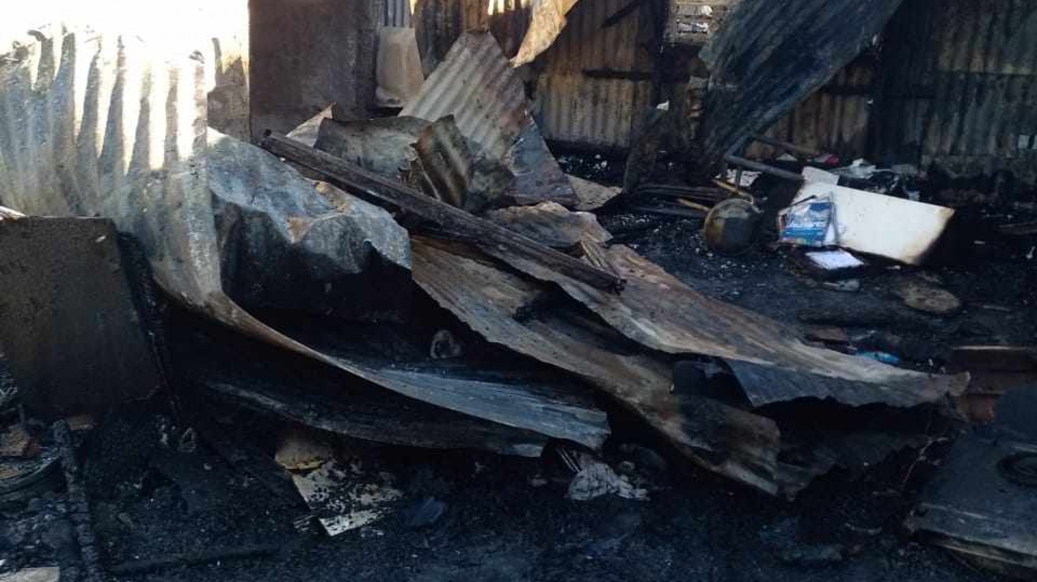 Familias necesitan ayuda tras perder su hogar en un incendio
