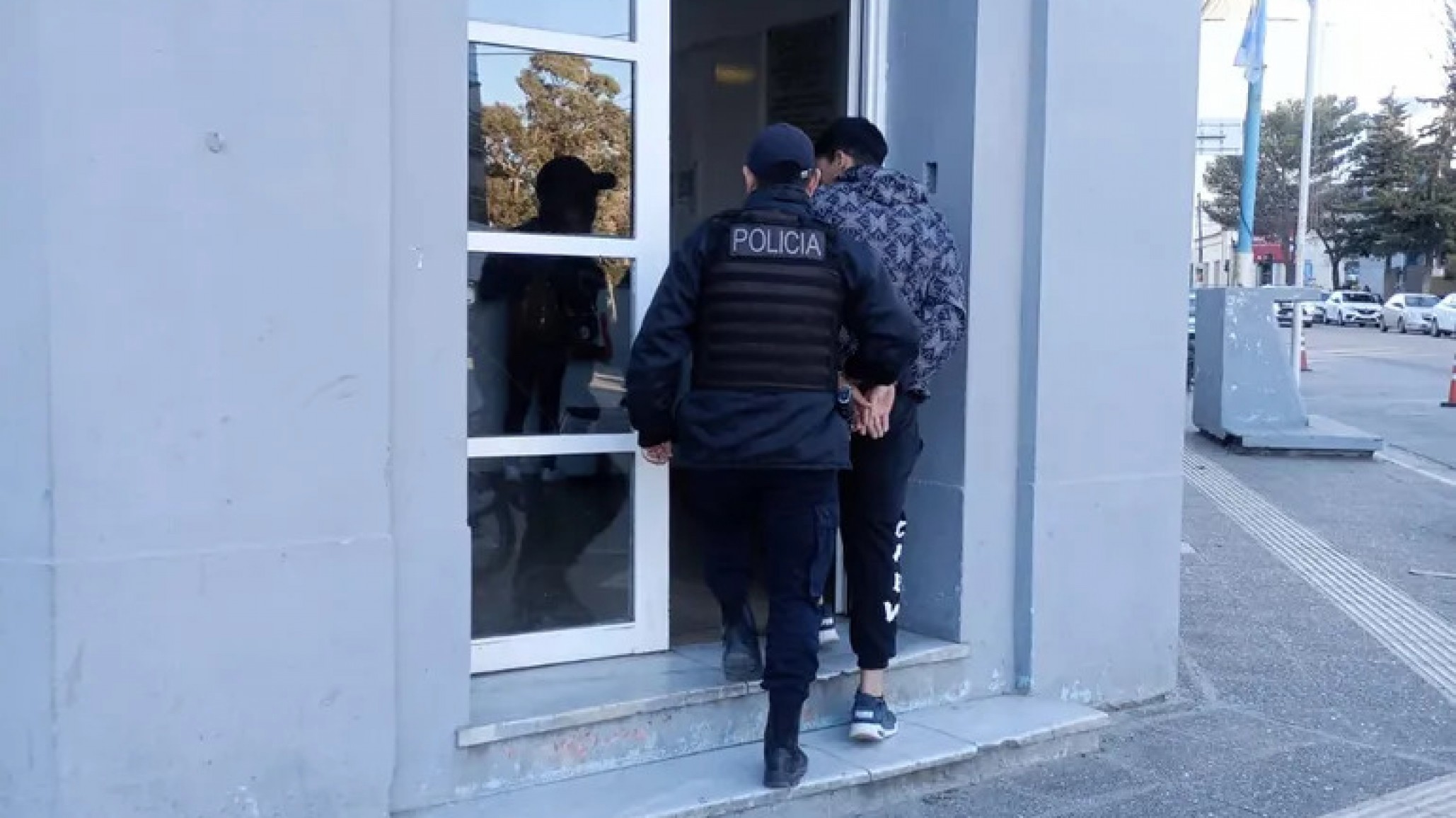 Intentó robar un supermercado y terminó en la comisaría