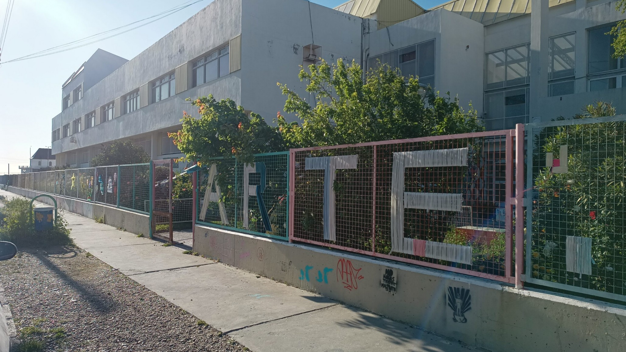 Directora de la Escuela de Arte: "No vemos corredores seguros y falta iluminación para cuidar a nuestros chicos"